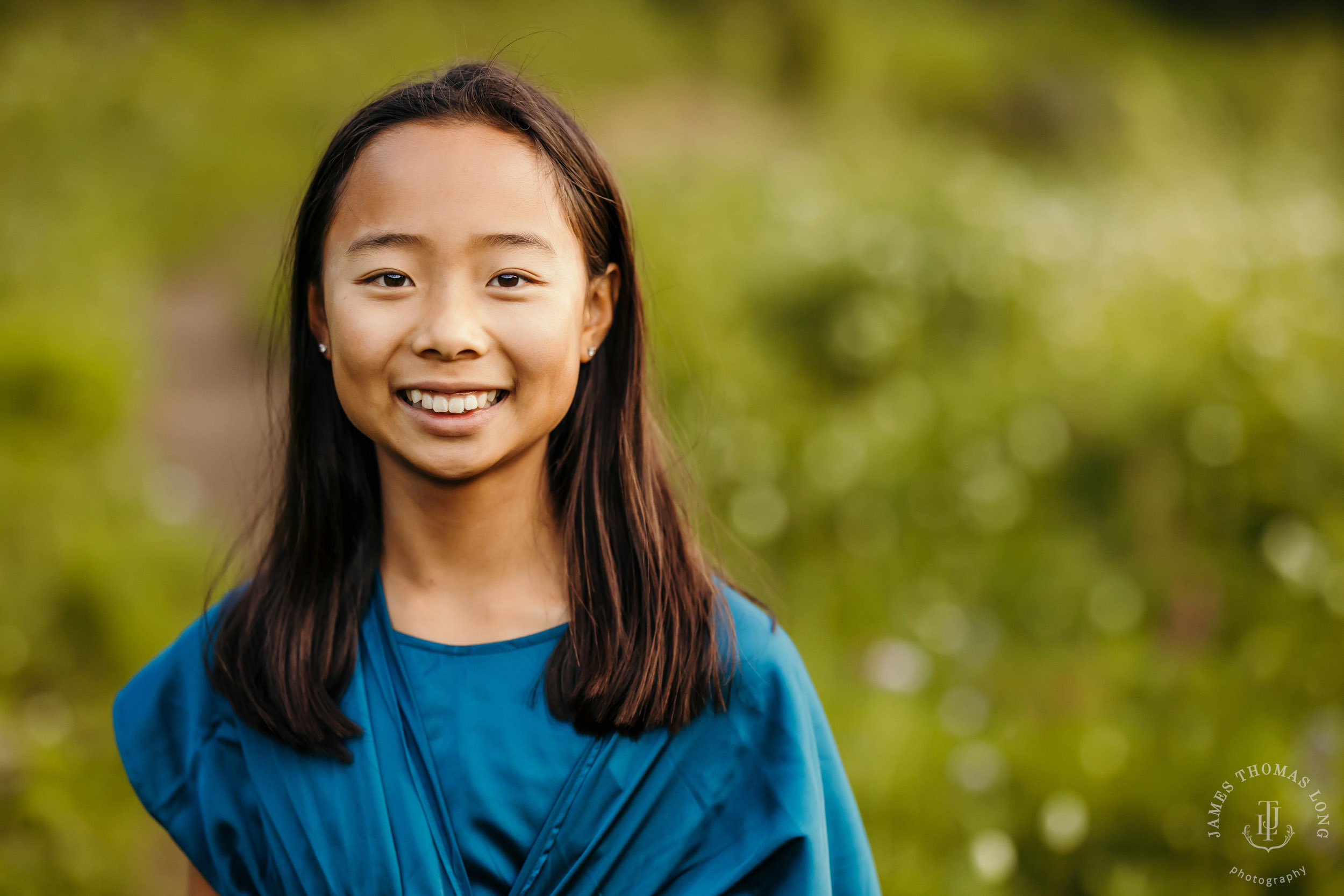 Mount Rainier family of four photography session by Seattle family photographer James Thomas Long Photography
