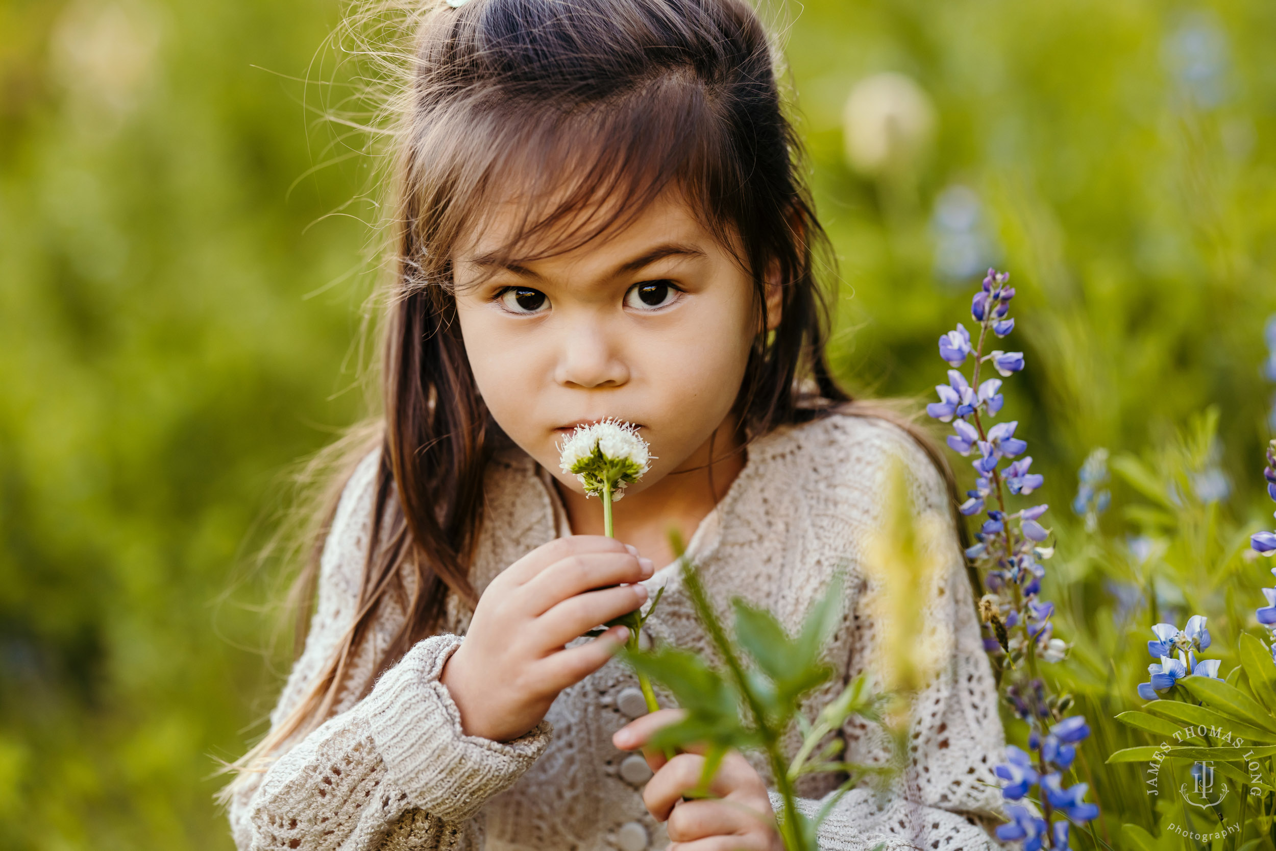 Mount Rainier family of five photography session by Seattle family photographer James Thomas Long Photography