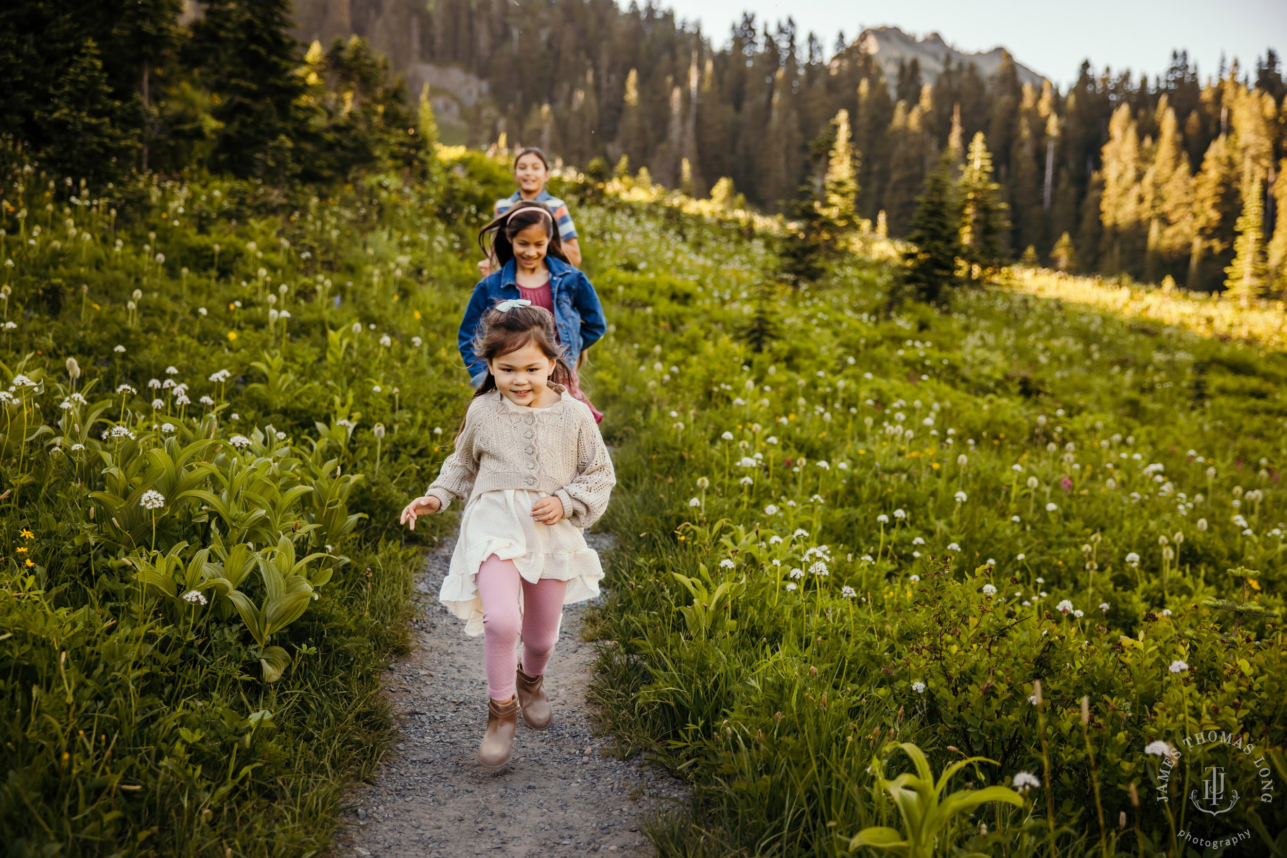 Mount Rainier family of five photography session by Seattle family photographer James Thomas Long Photography