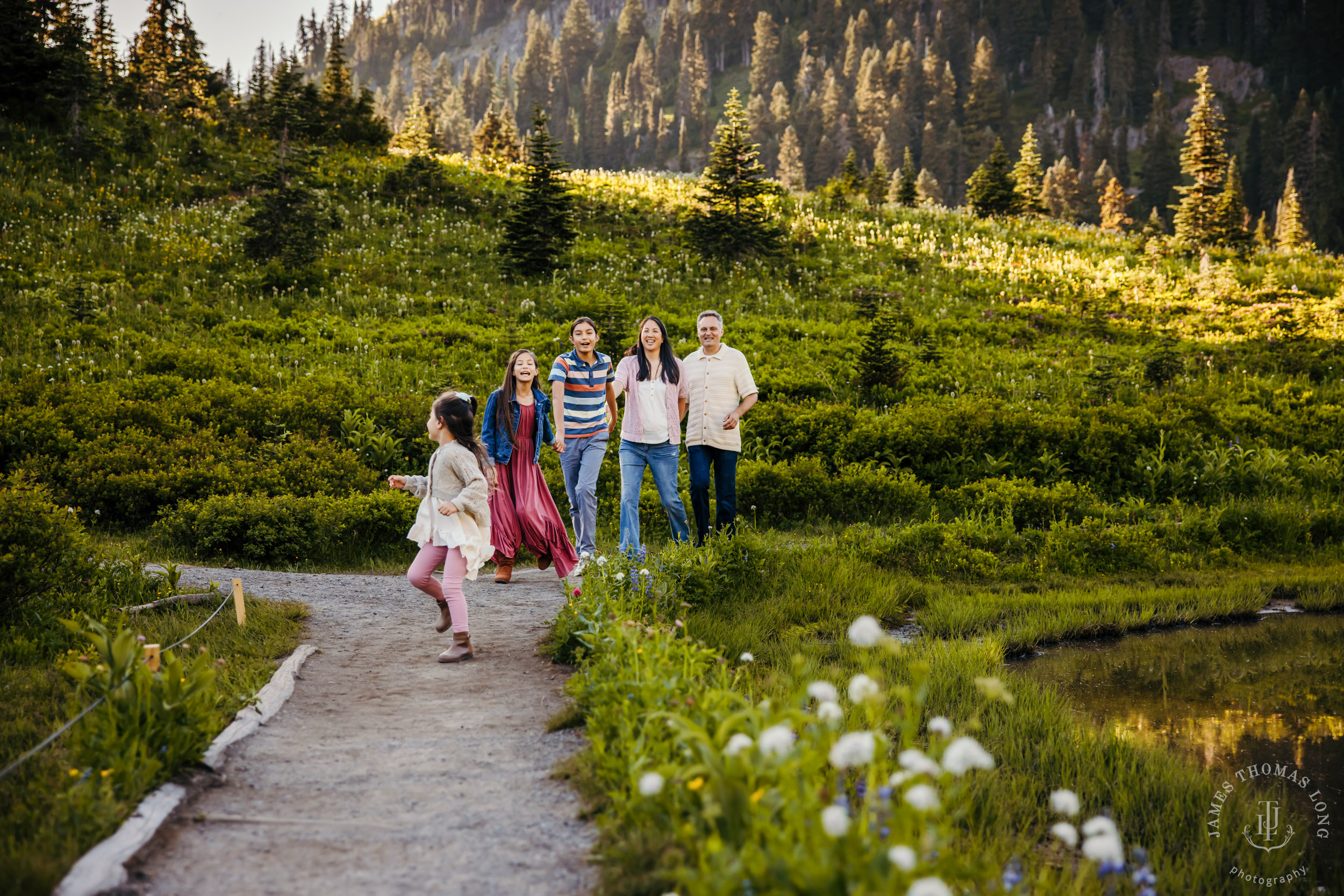 Mount Rainier family of five photography session by Seattle family photographer James Thomas Long Photography