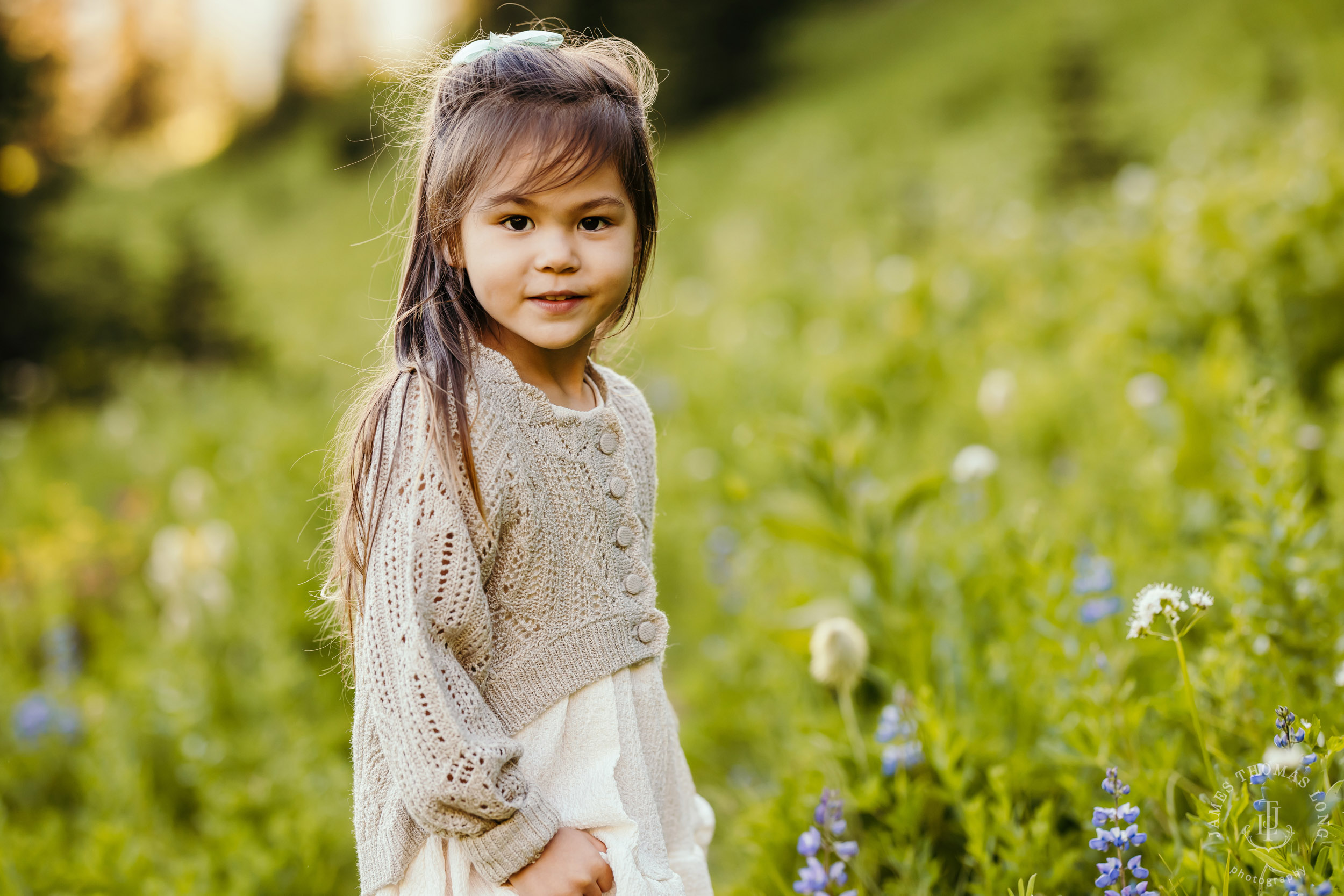 Mount Rainier family of five photography session by Seattle family photographer James Thomas Long Photography