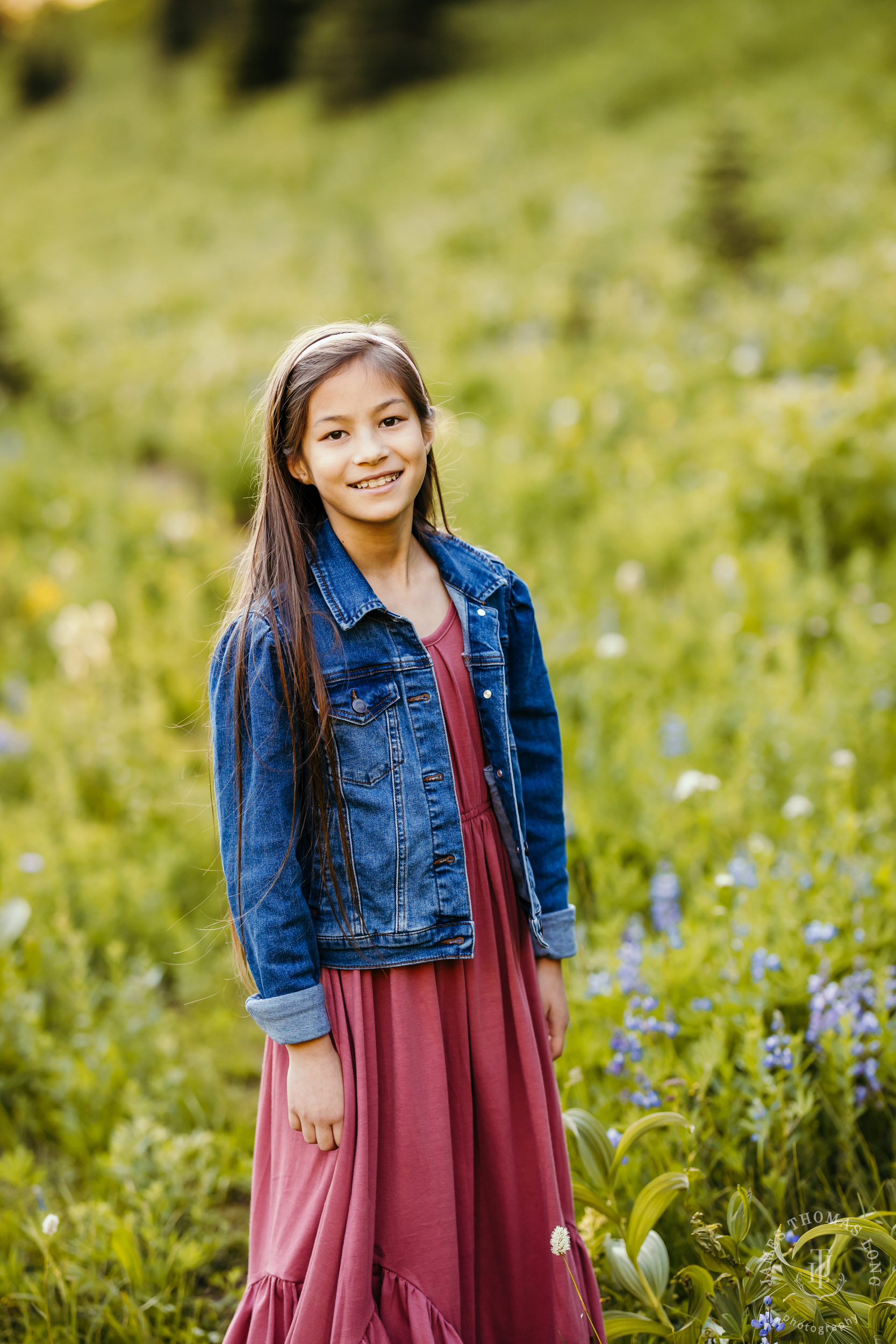 Mount Rainier family of five photography session by Seattle family photographer James Thomas Long Photography
