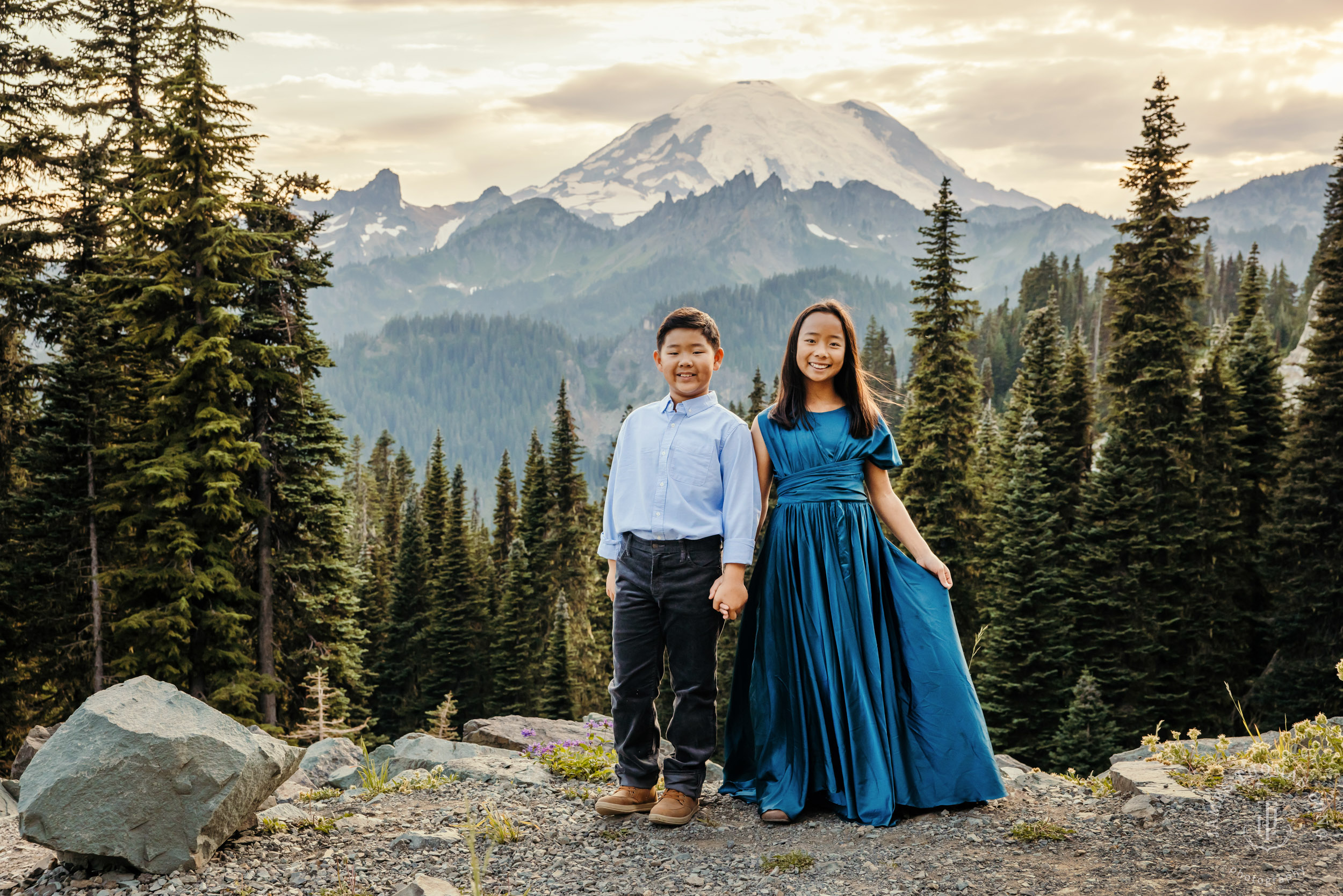 Mount Rainier family of four photography session by Seattle family photographer James Thomas Long Photography