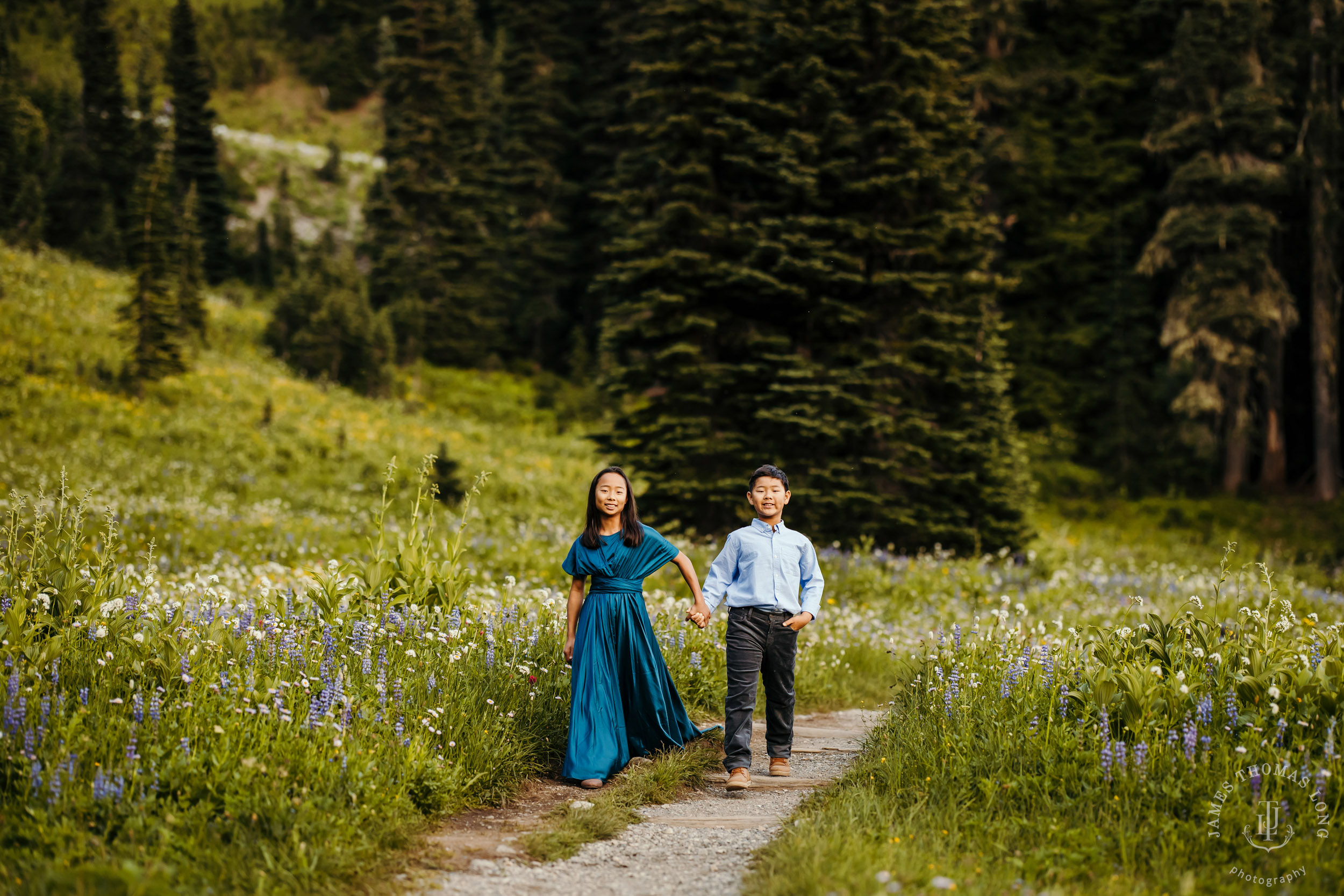 Mount Rainier family of four photography session by Seattle family photographer James Thomas Long Photography