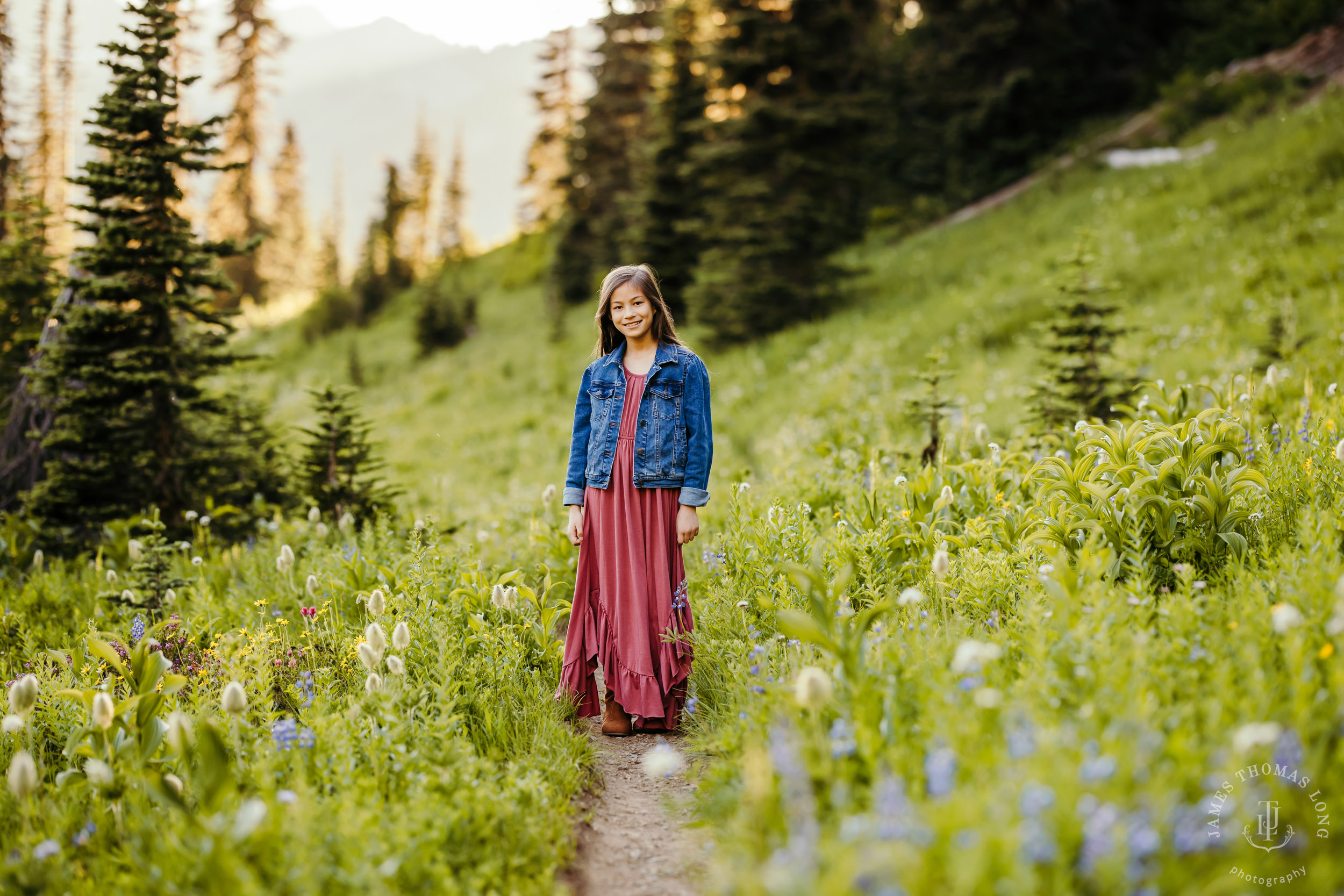 Mount Rainier family of five photography session by Seattle family photographer James Thomas Long Photography
