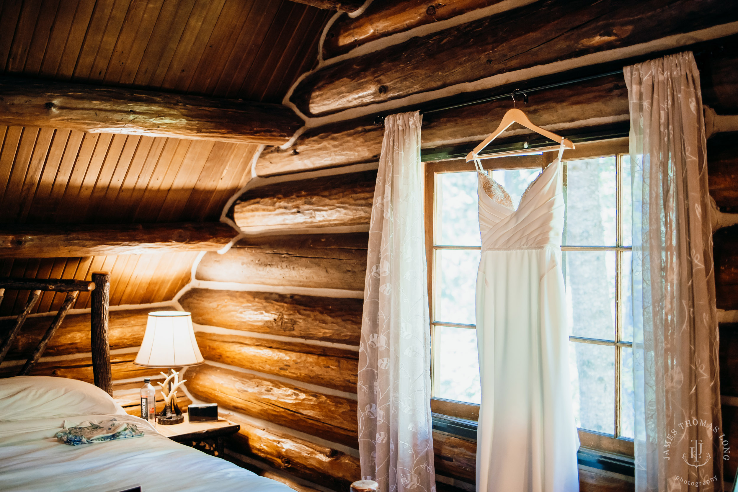 Crystal Mountain wedding by Seattle wedding photographer James Thomas Long Photography