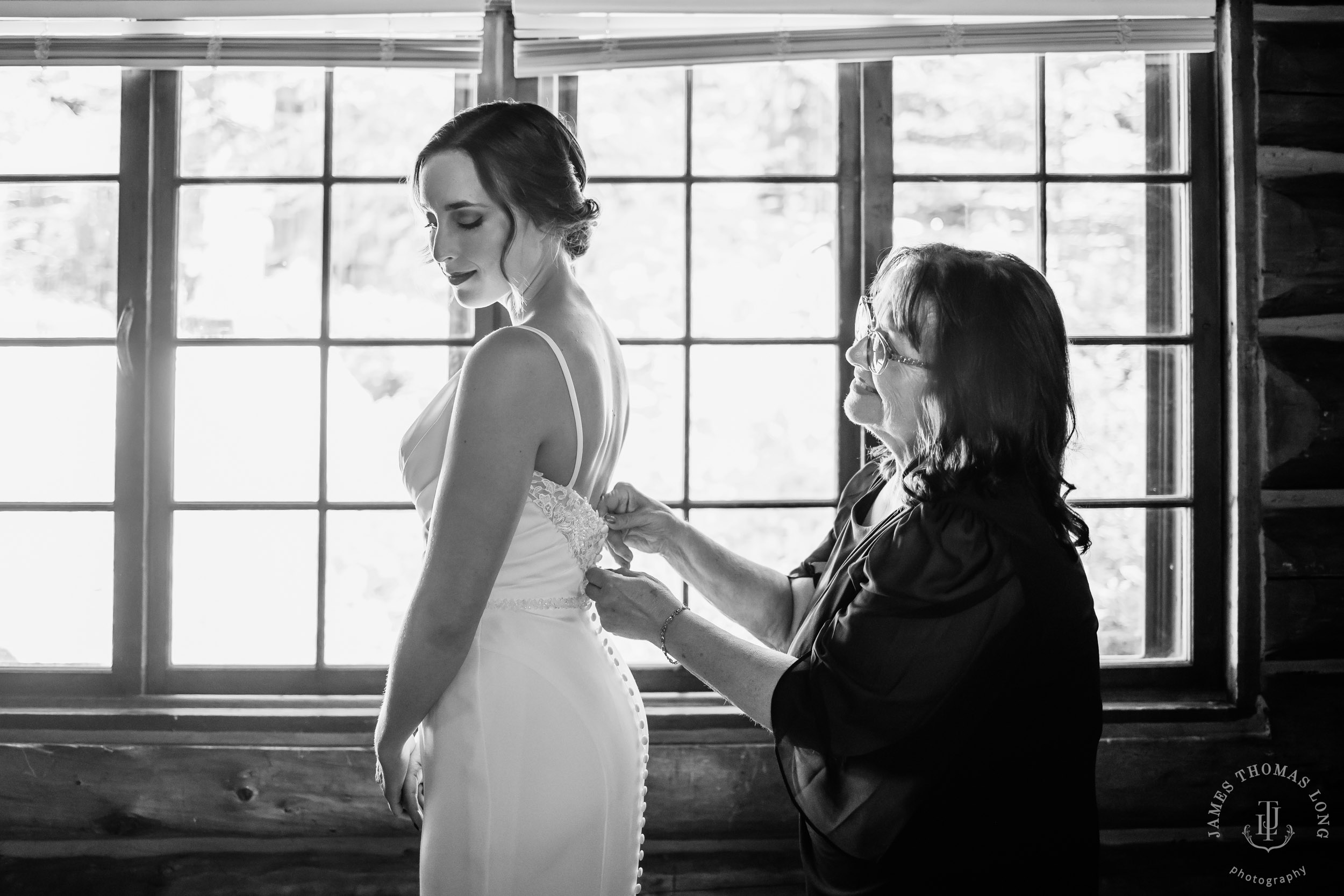 Crystal Mountain wedding by Seattle wedding photographer James Thomas Long Photography