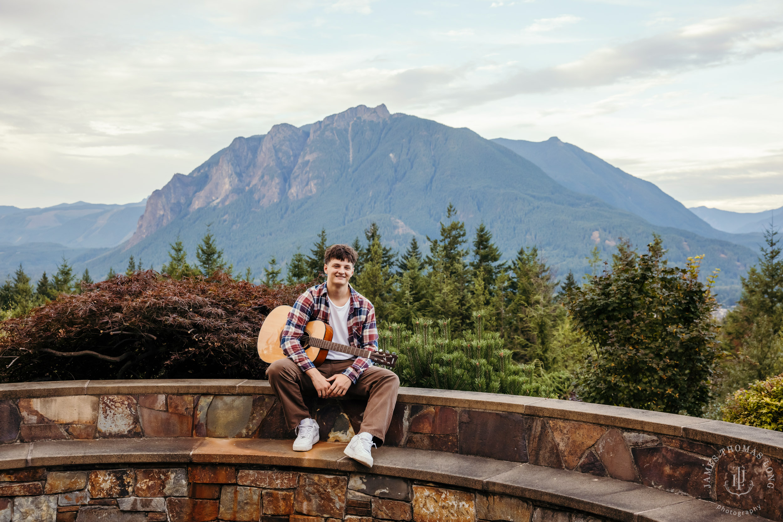 North Bend high school senior portrait session by Snoqualmie senior portrait photographer James Thomas Long Photography