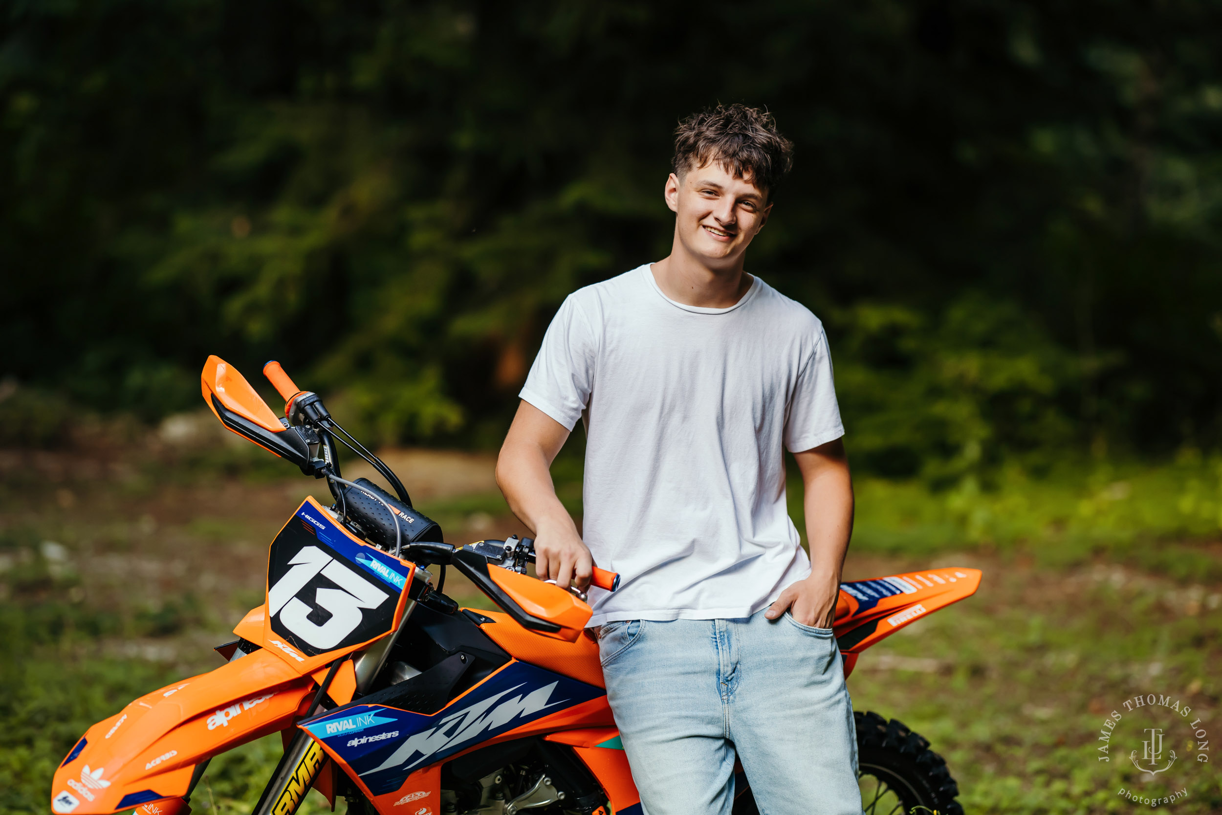 North Bend high school senior portrait session by Snoqualmie senior portrait photographer James Thomas Long Photography