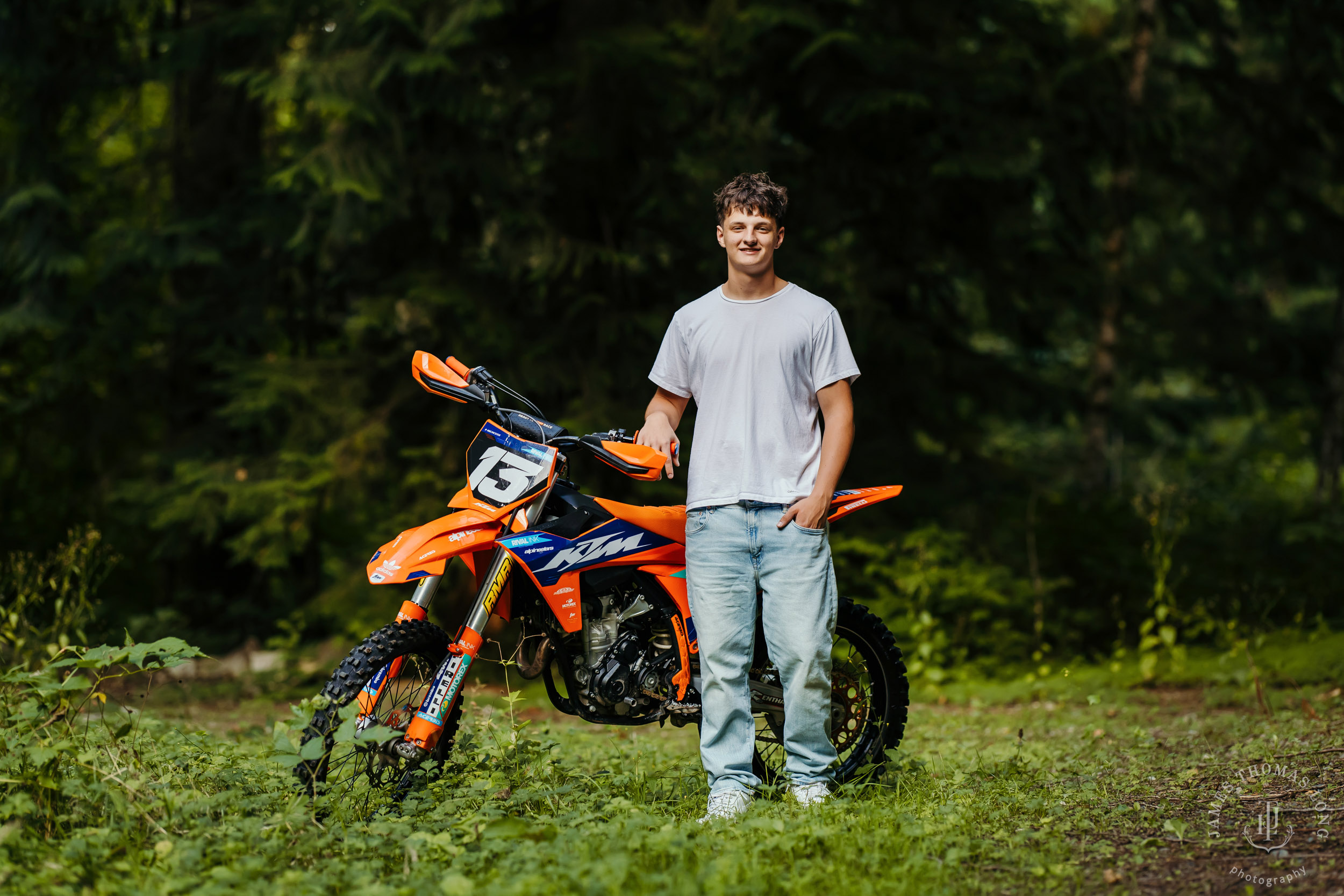 North Bend high school senior portrait session by Snoqualmie senior portrait photographer James Thomas Long Photography