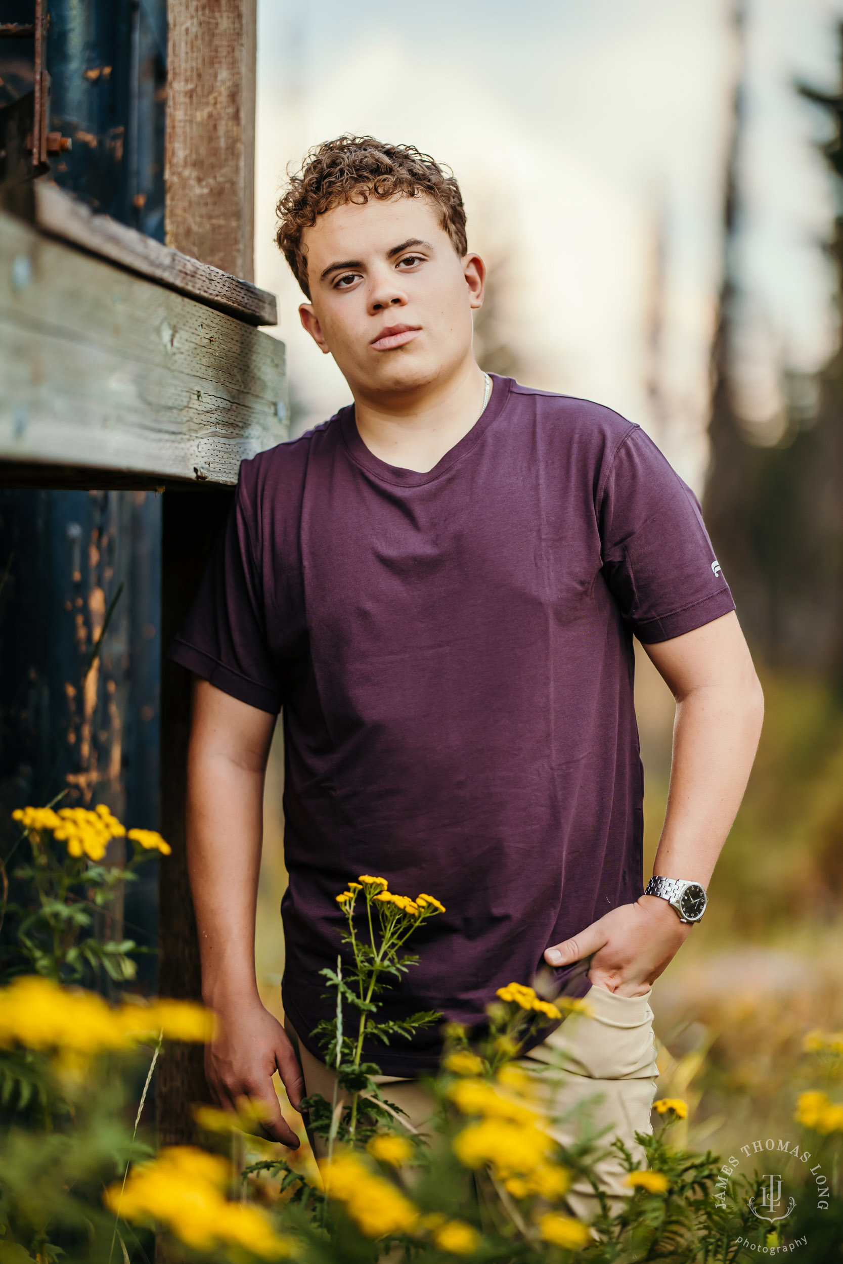 Snoqualmie Pass adventure high school senior portrait session by Seattle senior portrait photographer James Thomas Long Photography