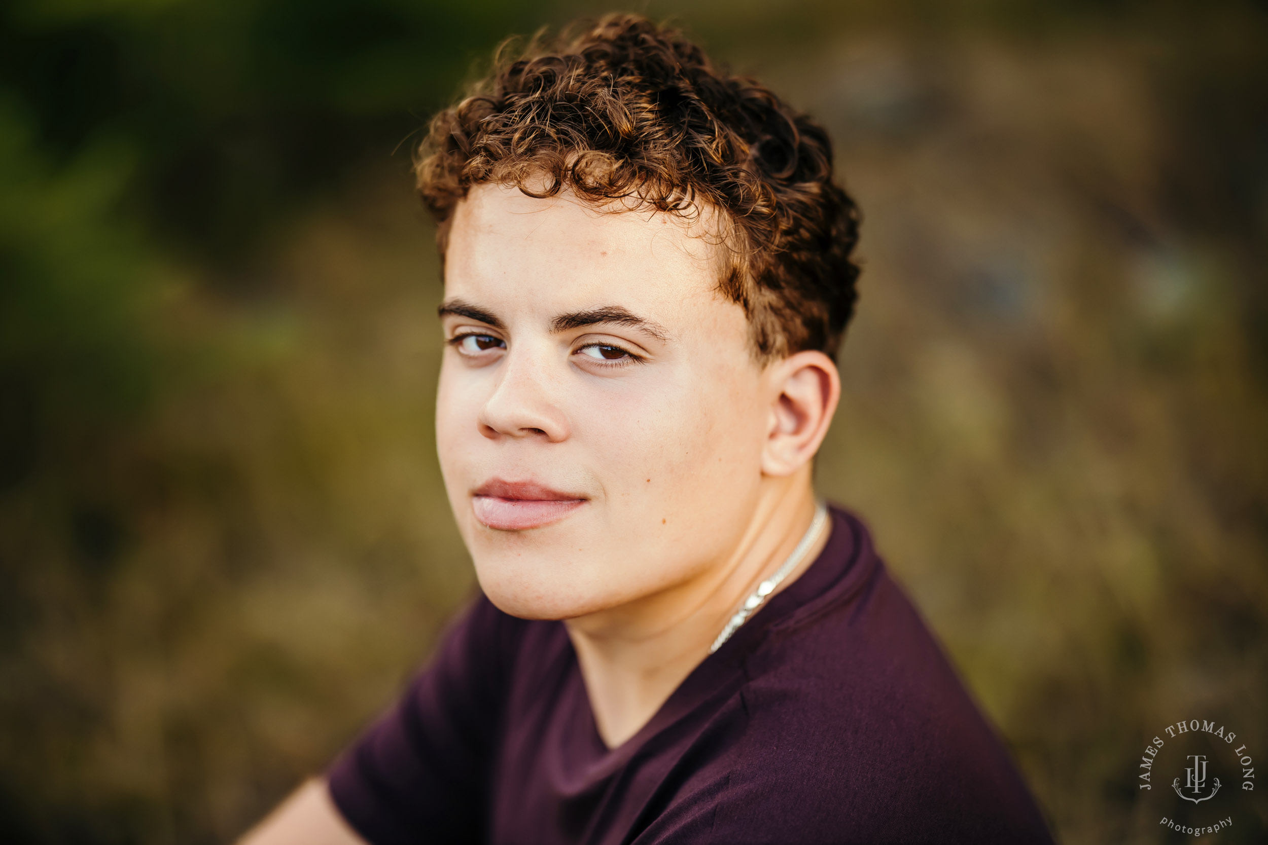 Snoqualmie Pass adventure high school senior portrait session by Seattle senior portrait photographer James Thomas Long Photography