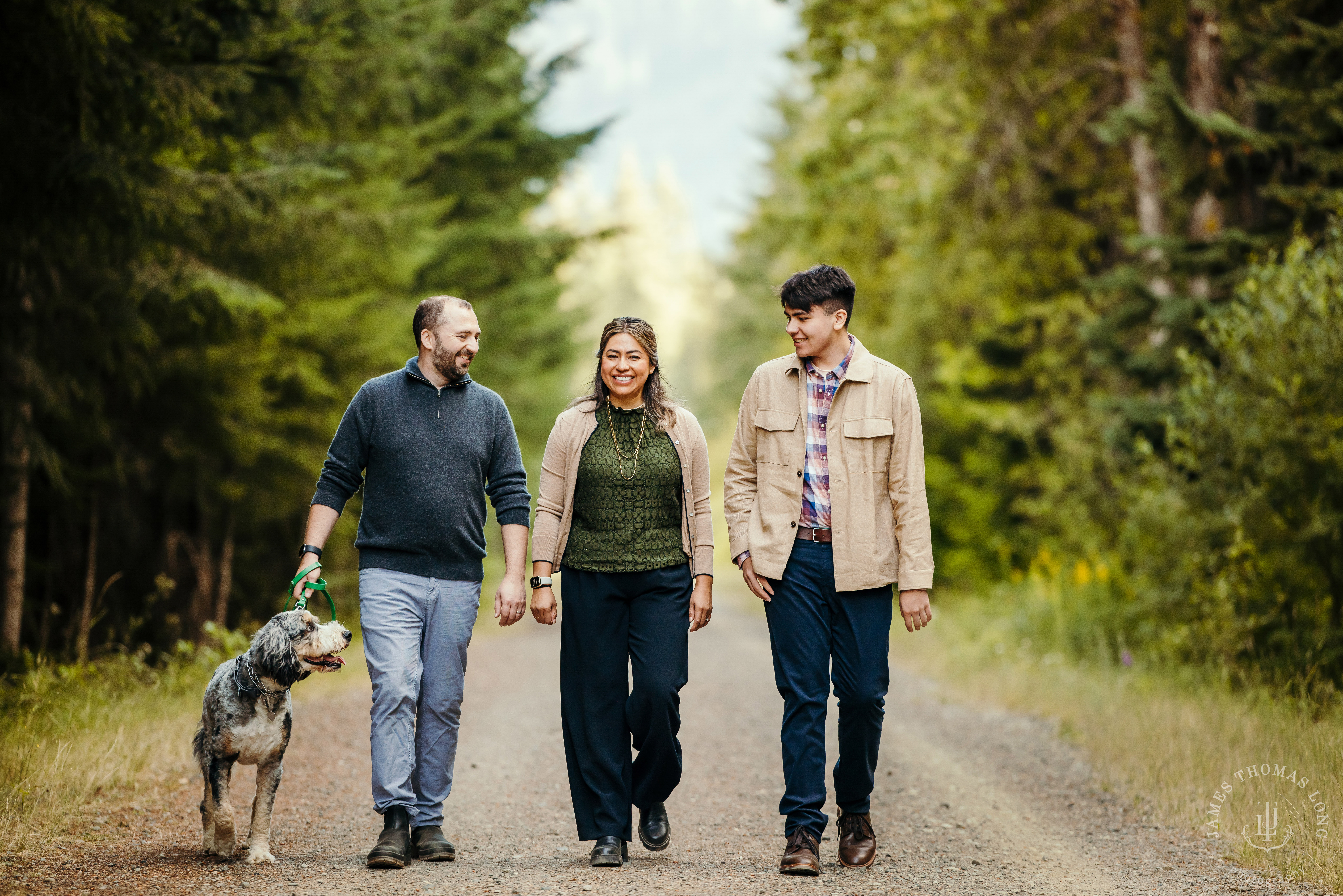 Cascade Mountain adventure high school senior portrait session by Snoqualmie high school senior photographer James Thomas Long Photography