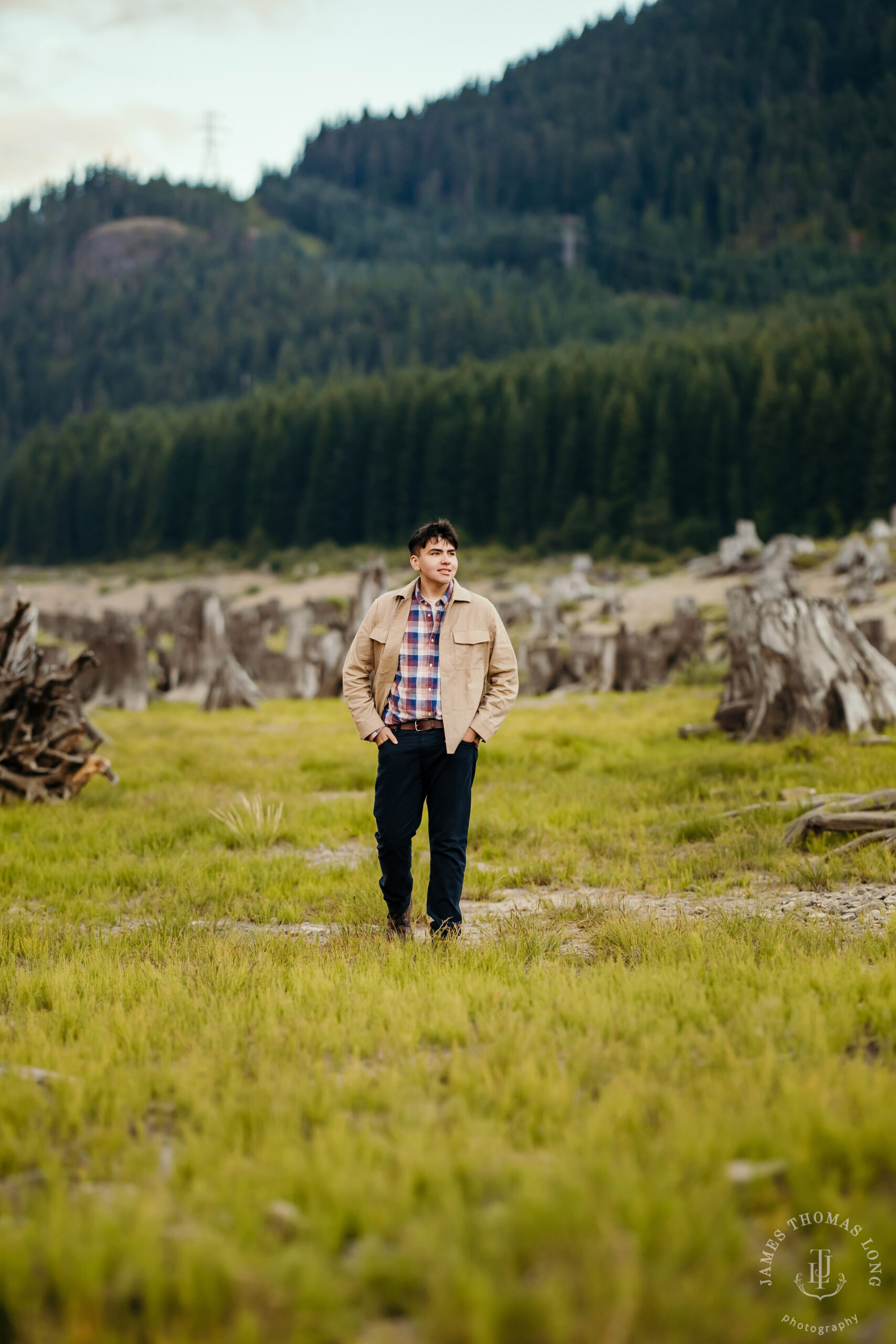 Cascade Mountain adventure high school senior portrait session by Snoqualmie high school senior photographer James Thomas Long Photography