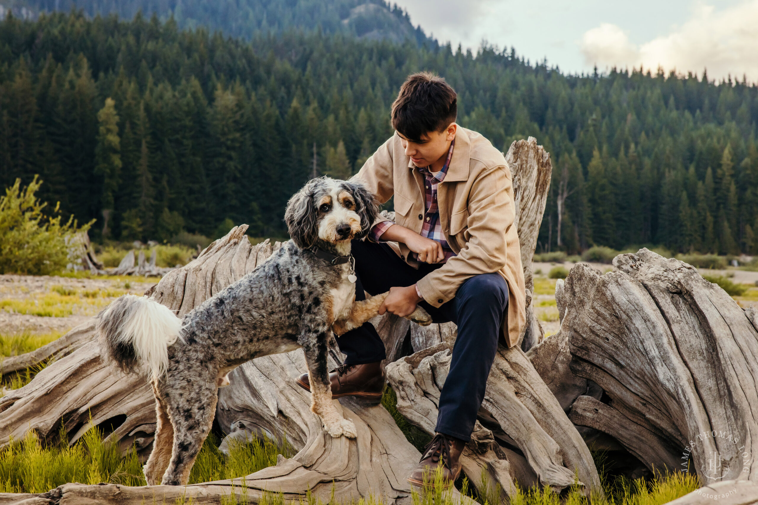 Cascade Mountain adventure high school senior portrait session by Snoqualmie high school senior photographer James Thomas Long Photography