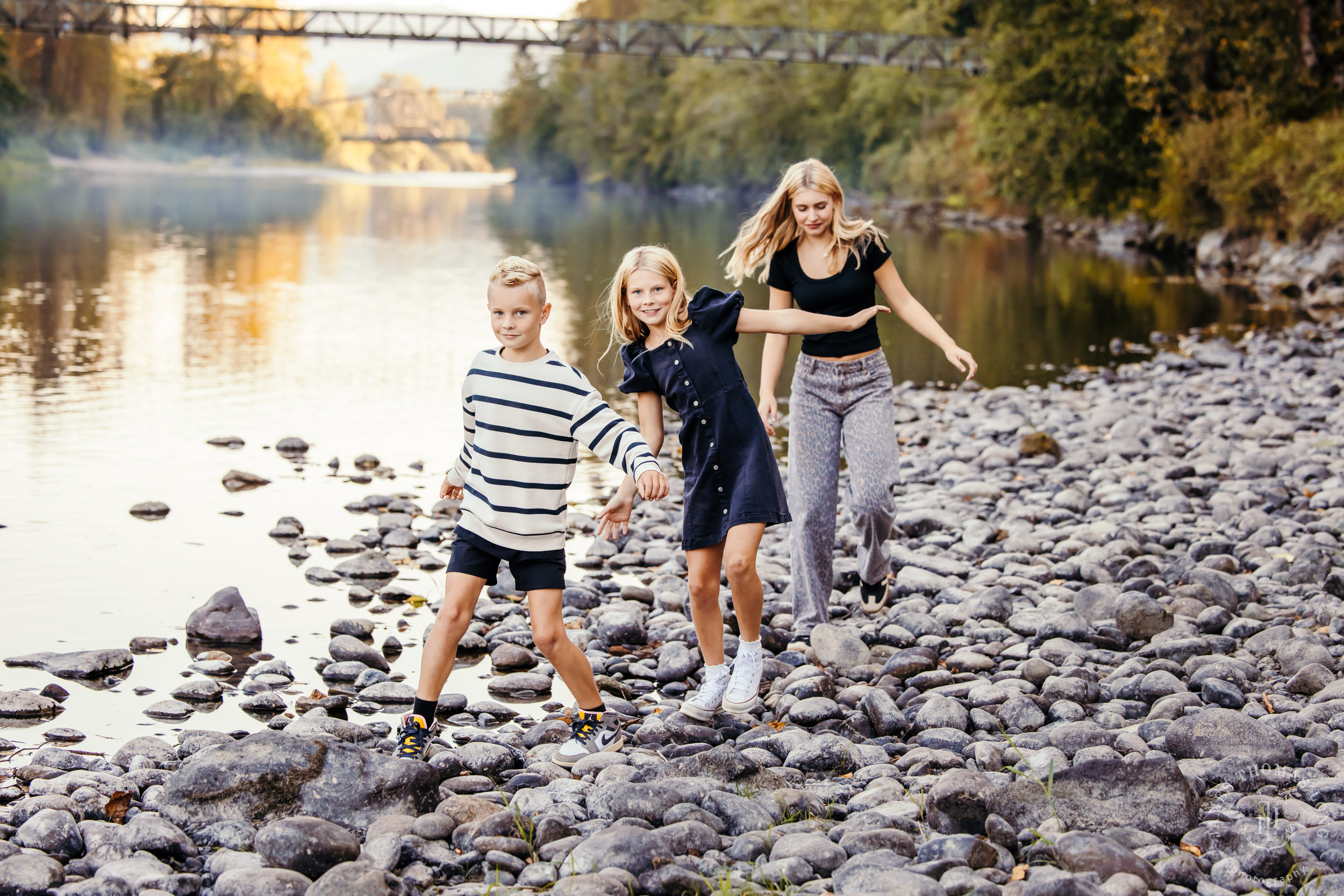 Carnation family photography session by Snoqualmie family photographer James Thomas Long Photography