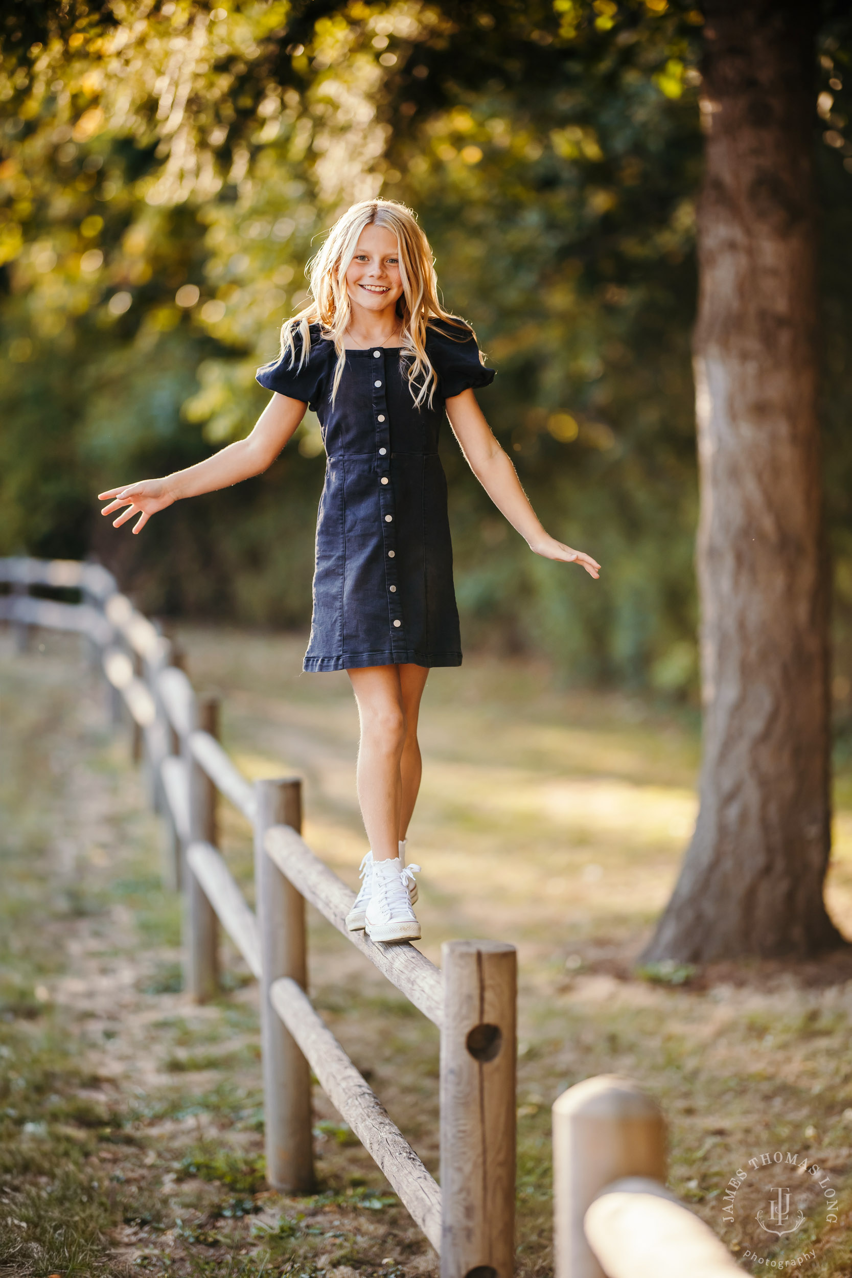 Carnation family photography session by Snoqualmie family photographer James Thomas Long Photography
