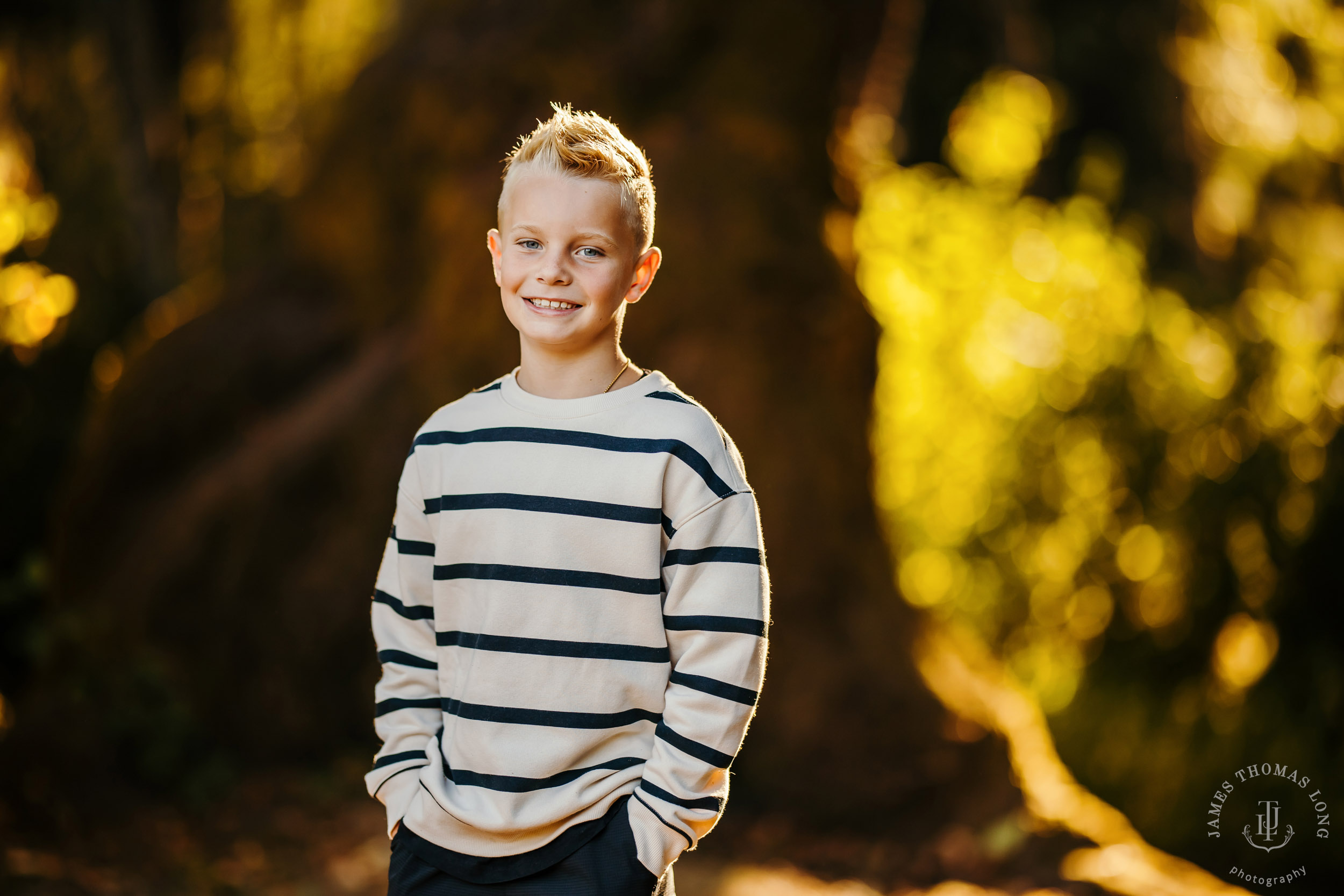 Carnation family photography session by Snoqualmie family photographer James Thomas Long Photography