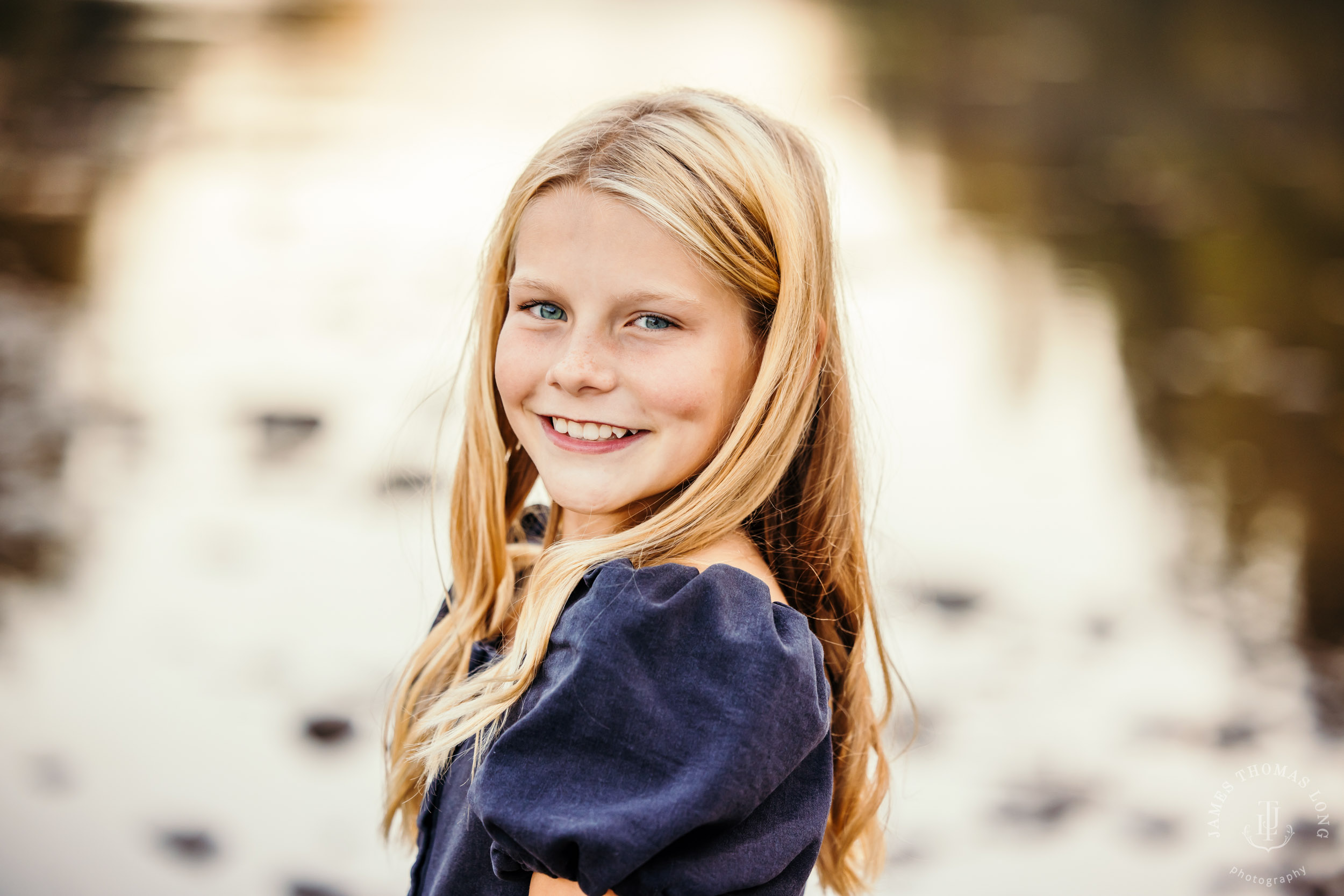 Carnation family photography session by Snoqualmie family photographer James Thomas Long Photography