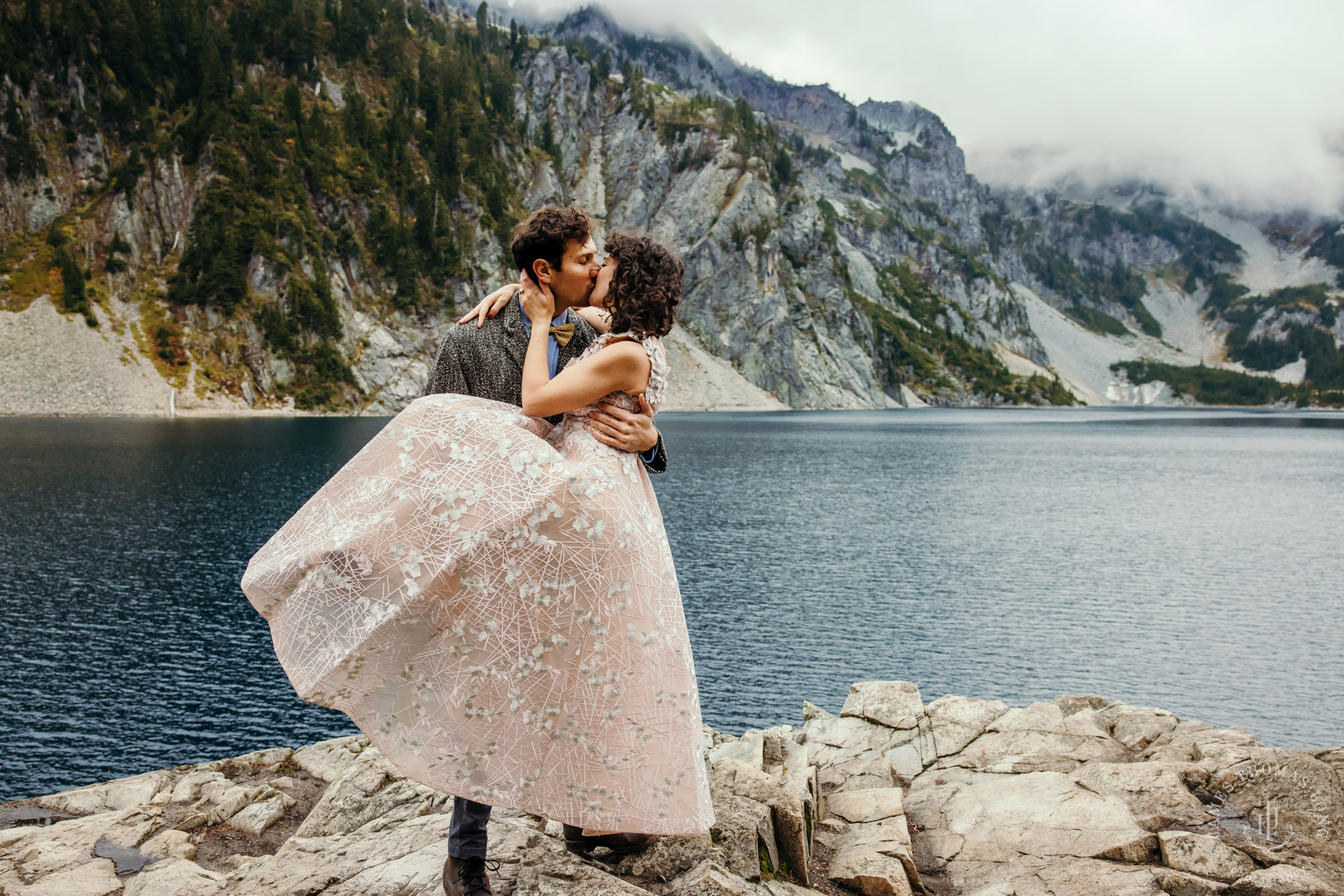 Cascade Mountain adventure engagement by Seattle adventure wedding and elopement photographer James Thomas Long Photography
