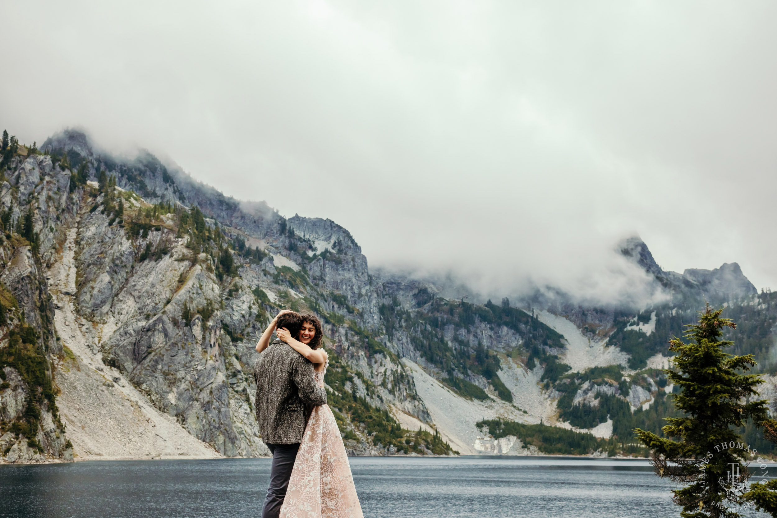 Cascade Mountain adventure engagement by Seattle adventure wedding and elopement photographer James Thomas Long Photography