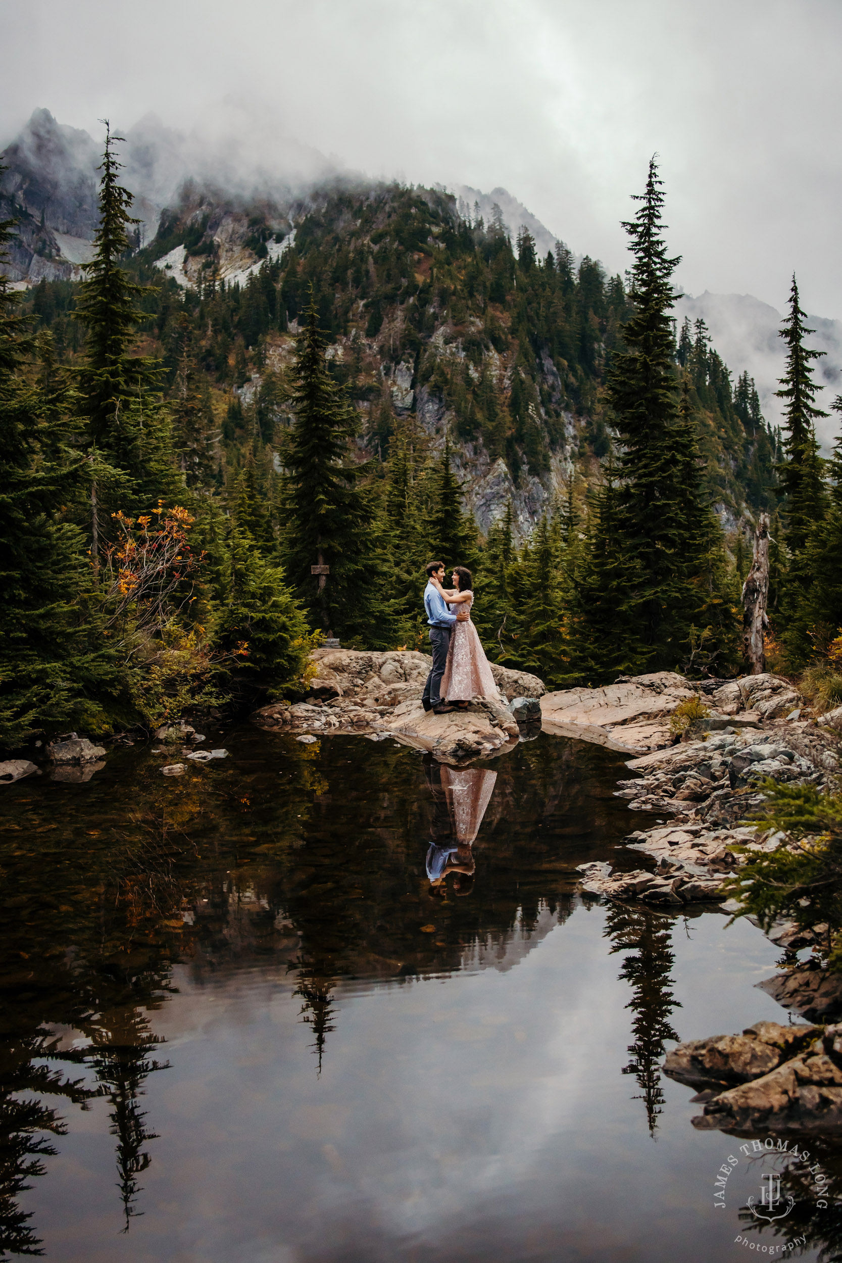 Cascade Mountain adventure engagement by Seattle adventure wedding and elopement photographer James Thomas Long Photography