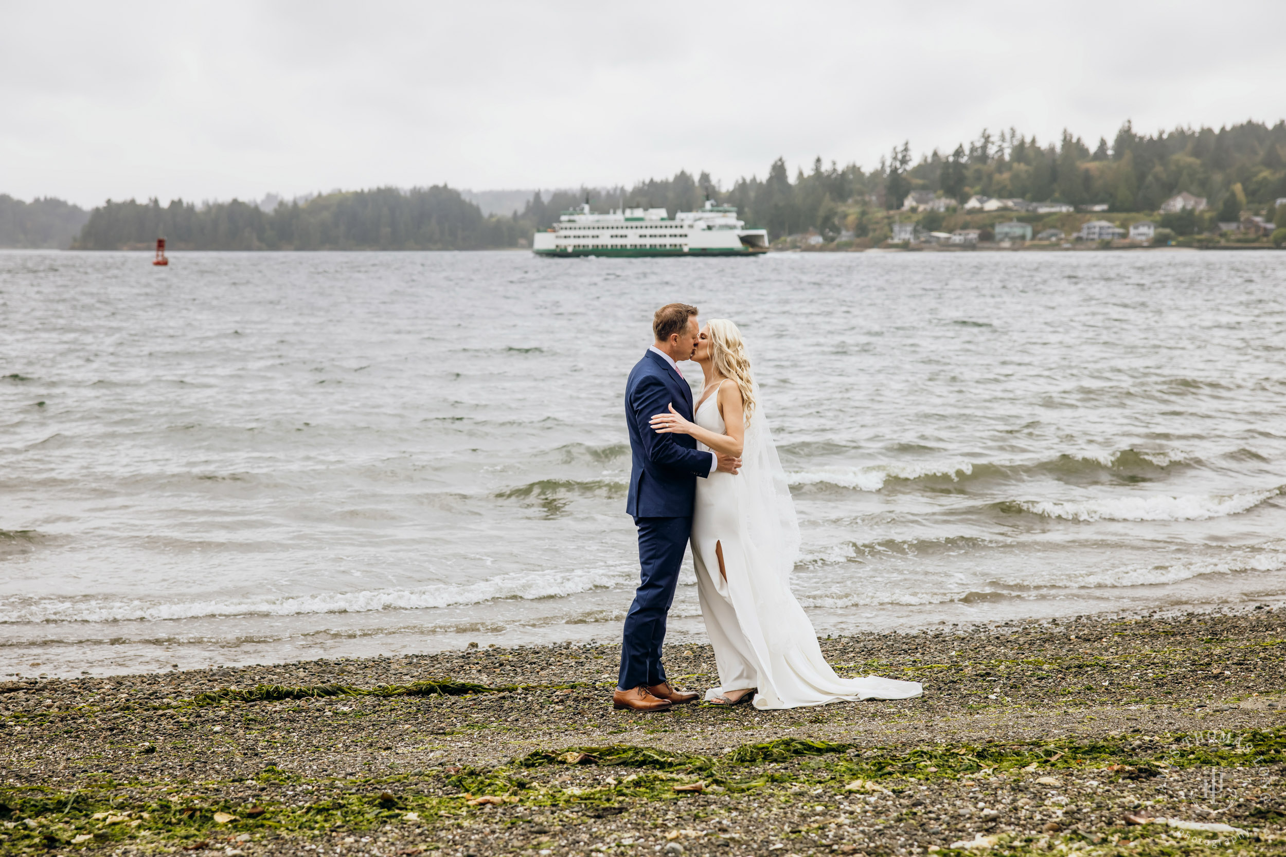 Heyday Farm Bainbridge Island wedding bey Seattle wedding photographer James Thomas Long Photography