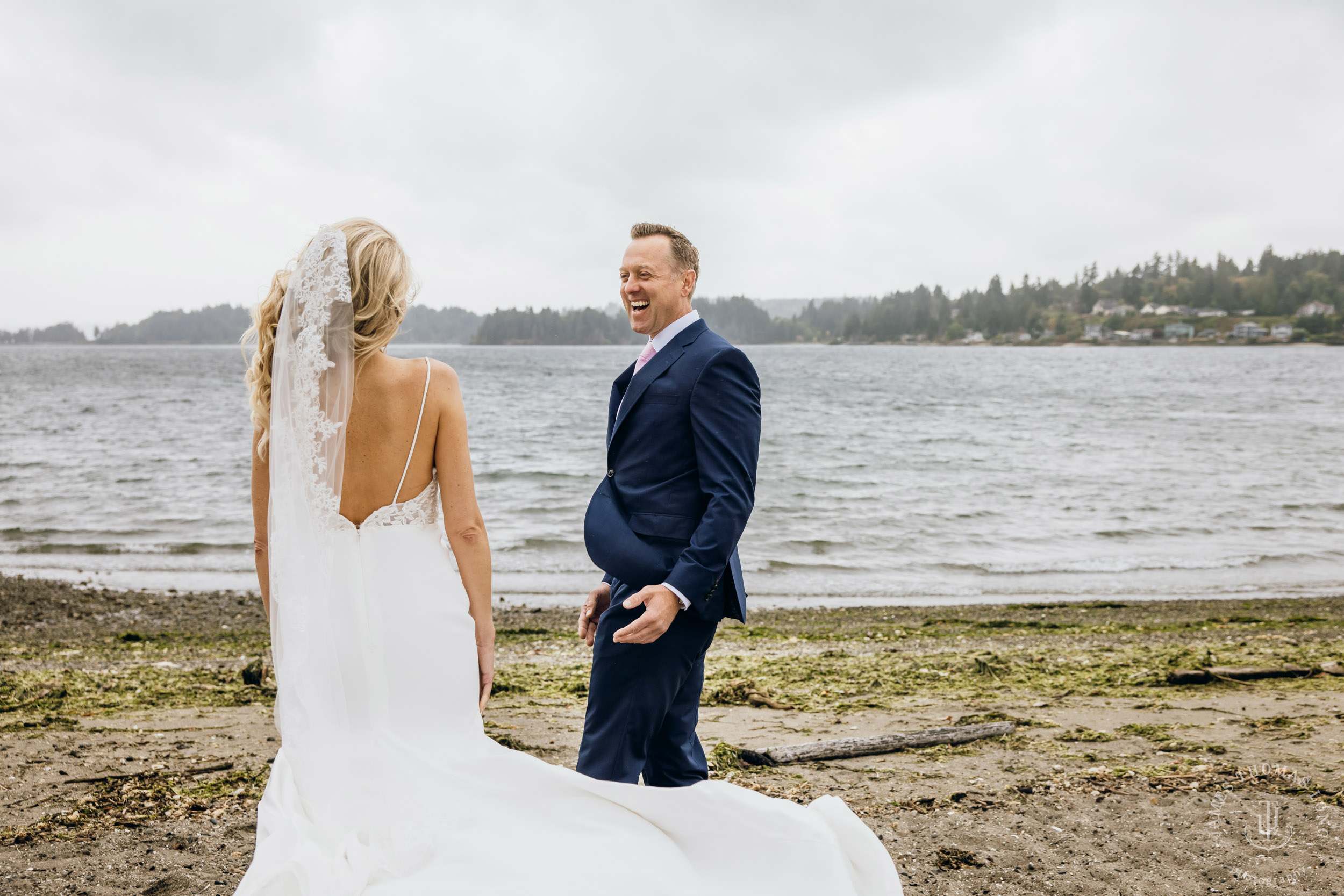 Heyday Farm Bainbridge Island wedding bey Seattle wedding photographer James Thomas Long Photography