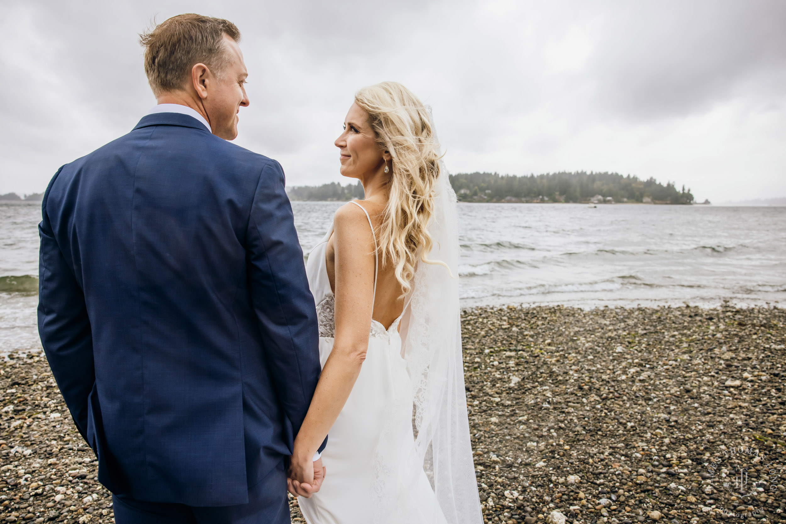 Heyday Farm Bainbridge Island wedding bey Seattle wedding photographer James Thomas Long Photography