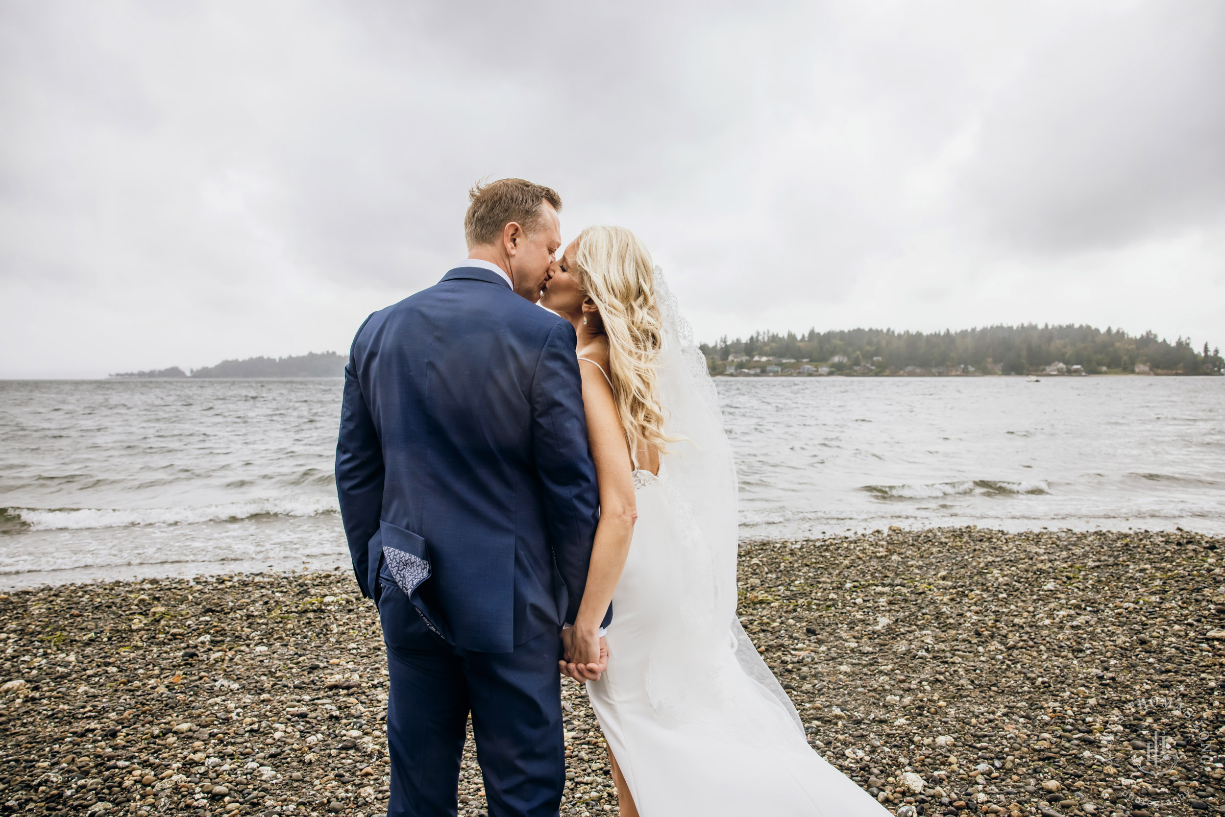 Heyday Farm Bainbridge Island wedding bey Seattle wedding photographer James Thomas Long Photography