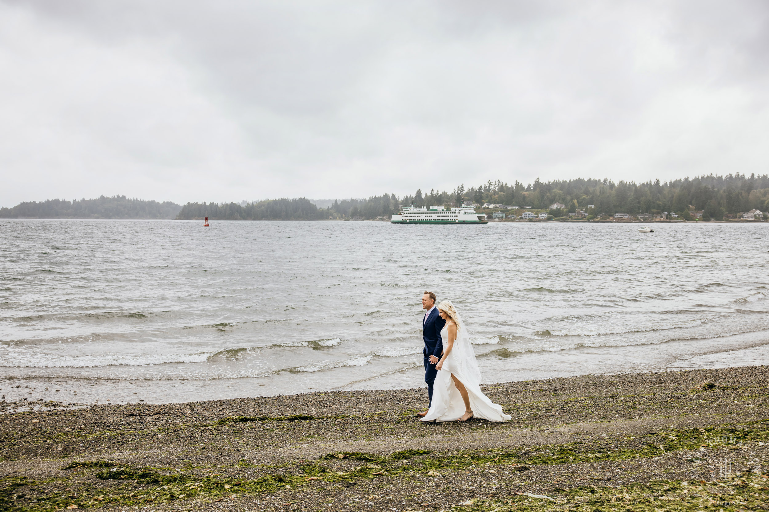 Heyday Farm Bainbridge Island wedding bey Seattle wedding photographer James Thomas Long Photography