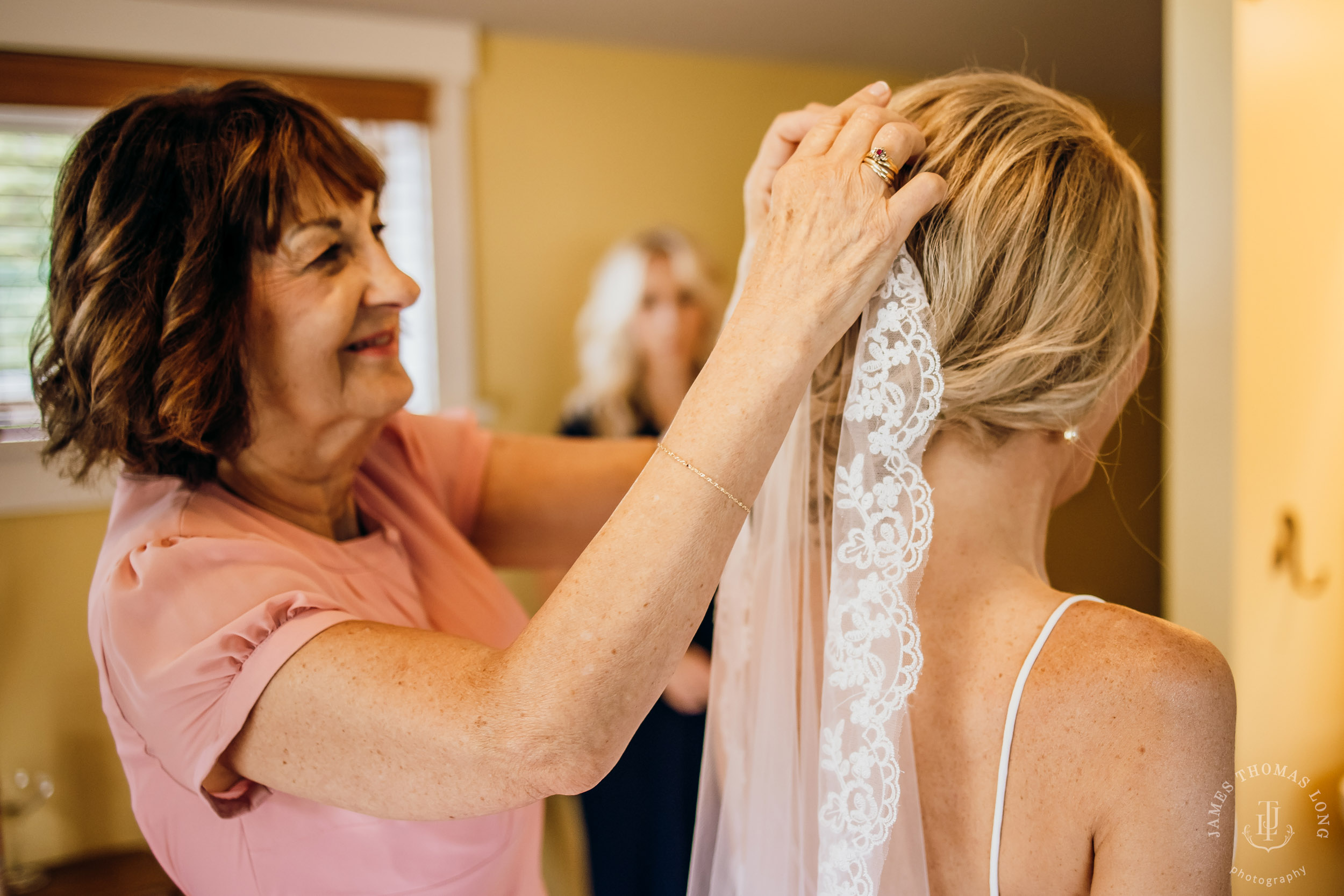 Heyday Farm Bainbridge Island wedding bey Seattle wedding photographer James Thomas Long Photography