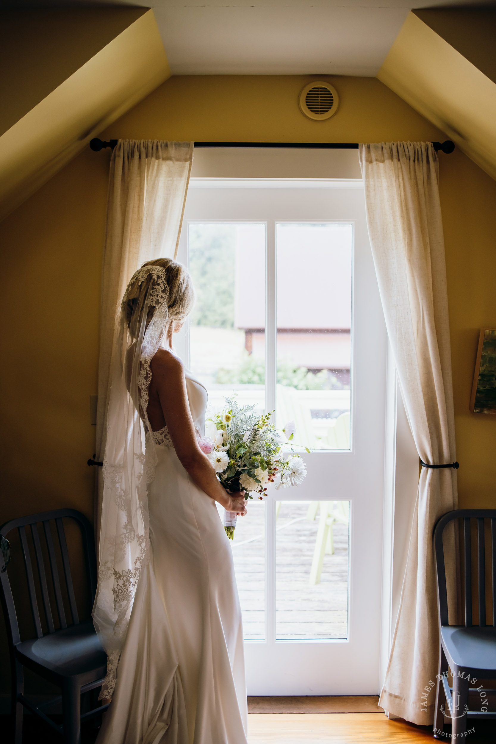 Heyday Farm Bainbridge Island wedding bey Seattle wedding photographer James Thomas Long Photography
