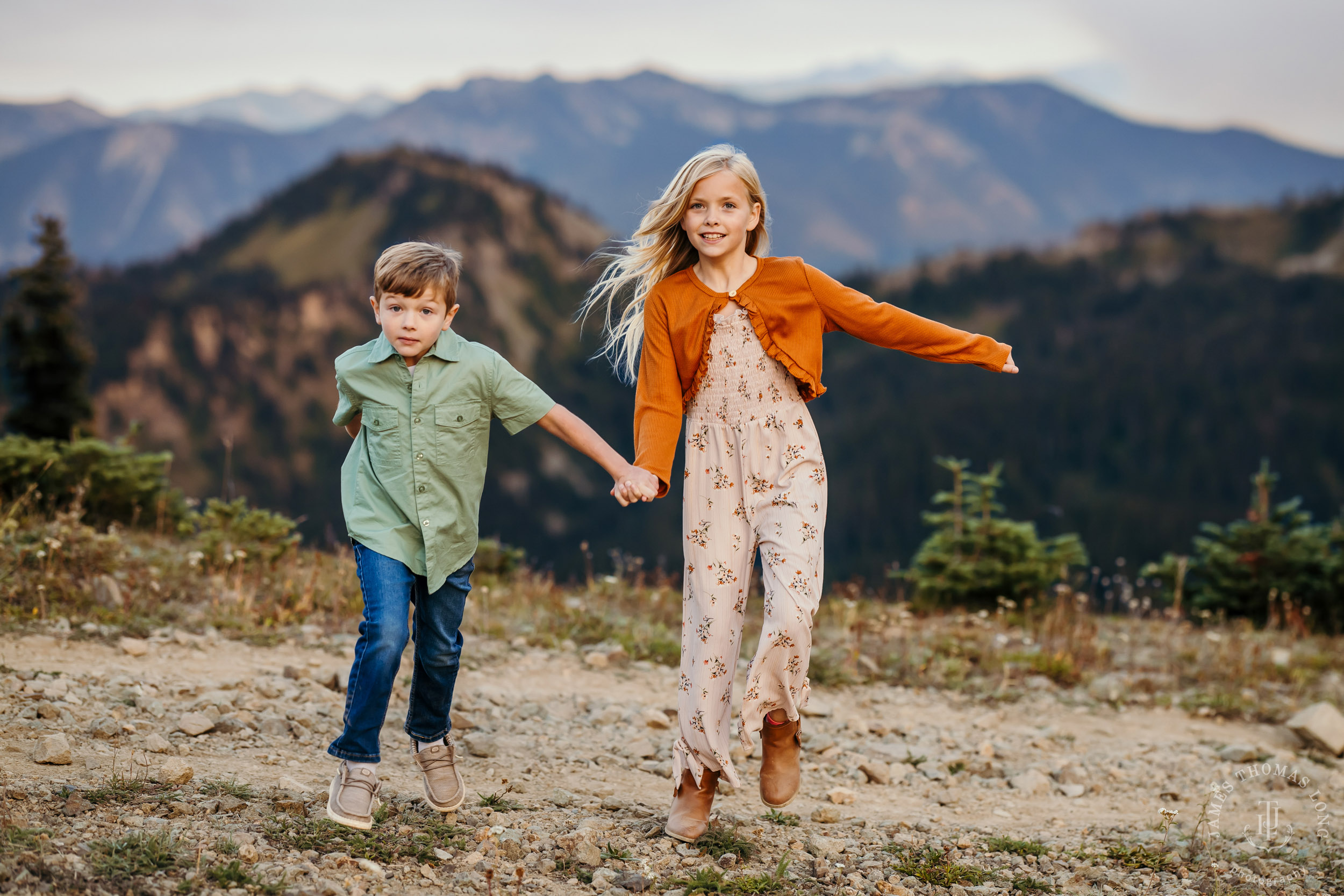 Mount Rainier Crystal Mountain adventure family photography session by Seattle family photographer James Thomas Long Photography