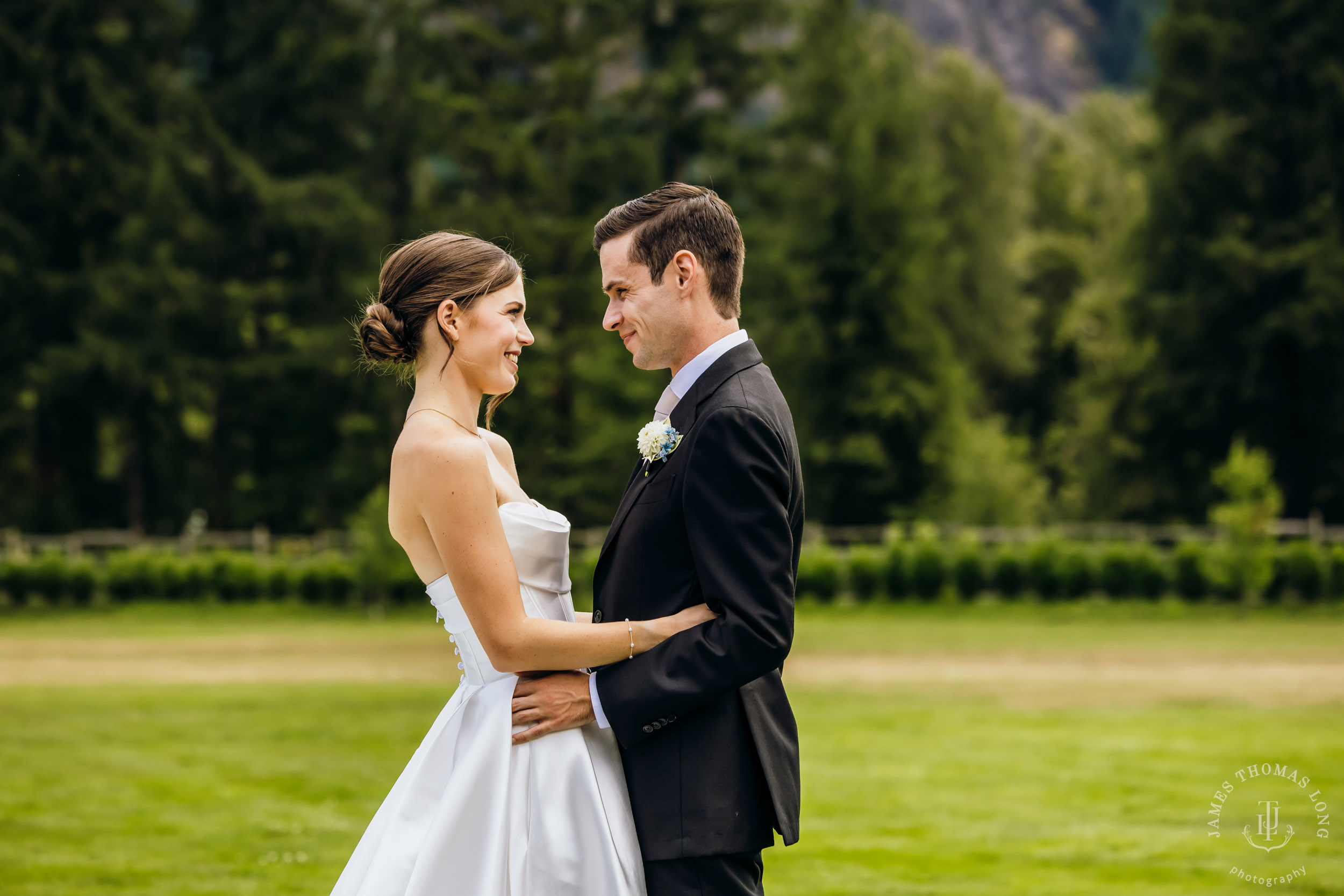 North Fork Farm Events Snoqualmie wedding by Snoqualmie wedding photographer James Thomas Long Photography