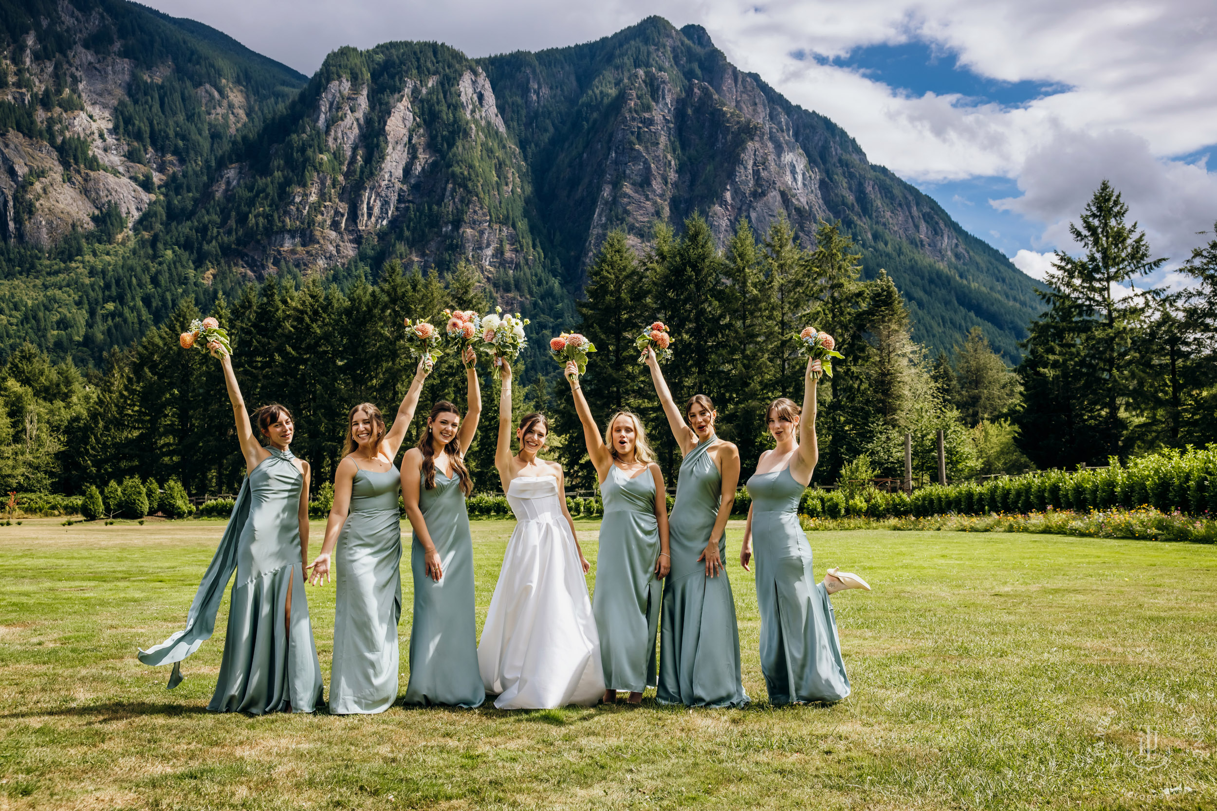 North Fork Farm Events Snoqualmie wedding by Snoqualmie wedding photographer James Thomas Long Photography