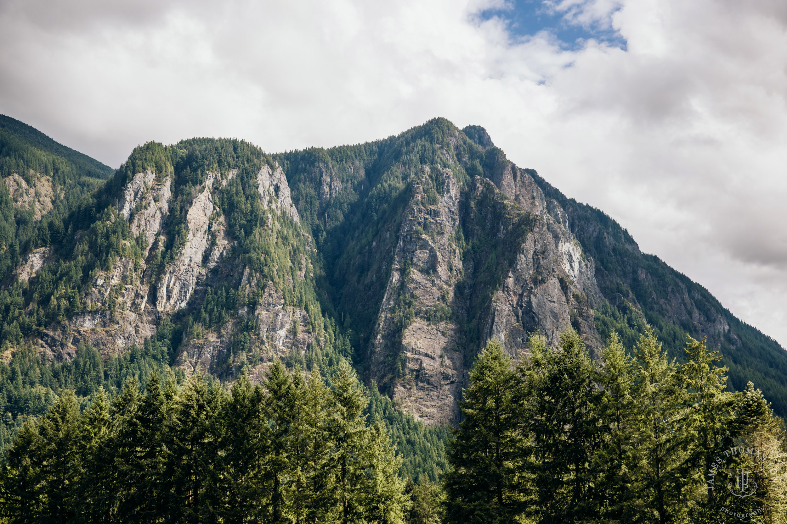 North Fork Farm Events Snoqualmie wedding by Snoqualmie wedding photographer James Thomas Long Photography