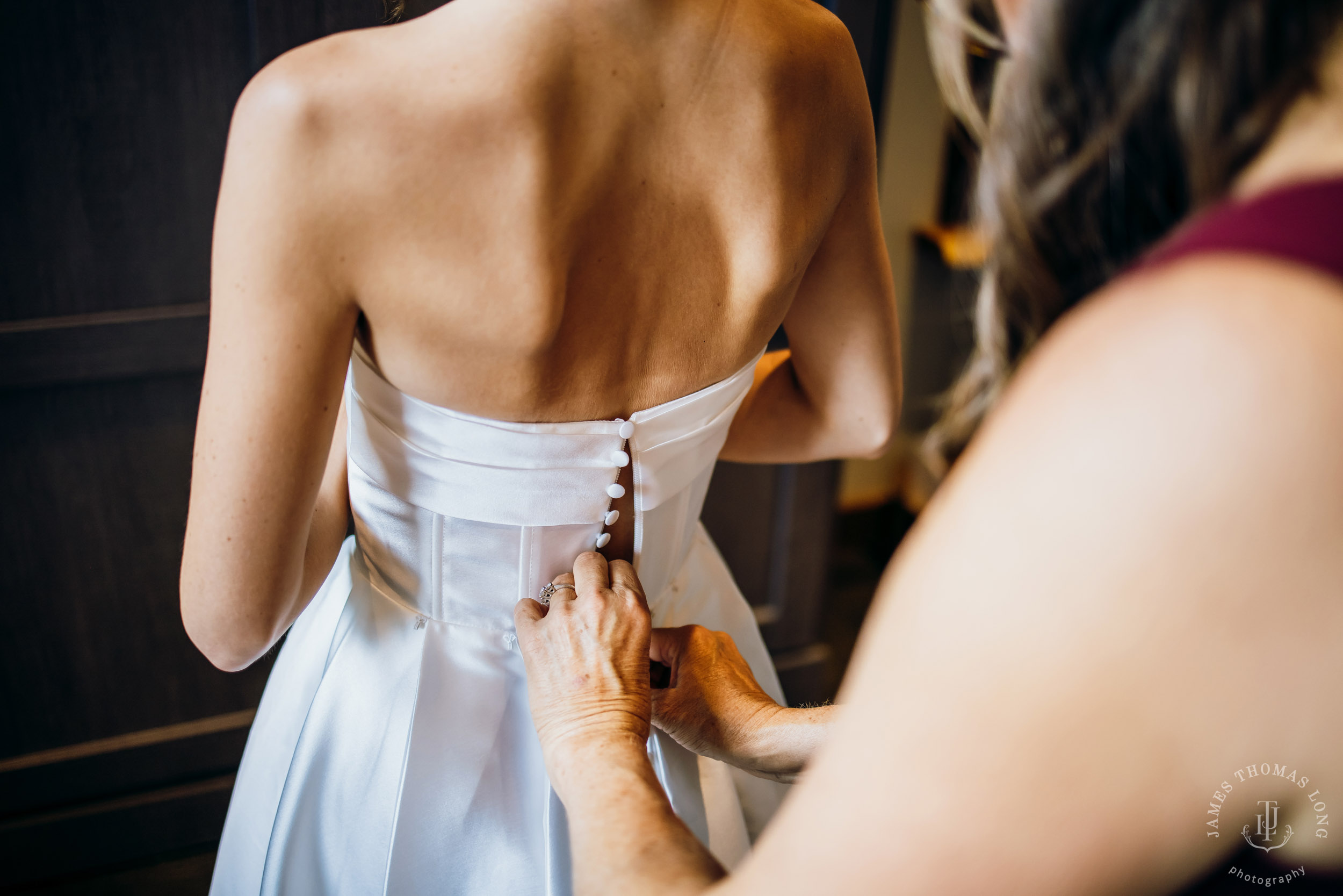 North Fork Farm Events Snoqualmie wedding by Snoqualmie wedding photographer James Thomas Long Photography