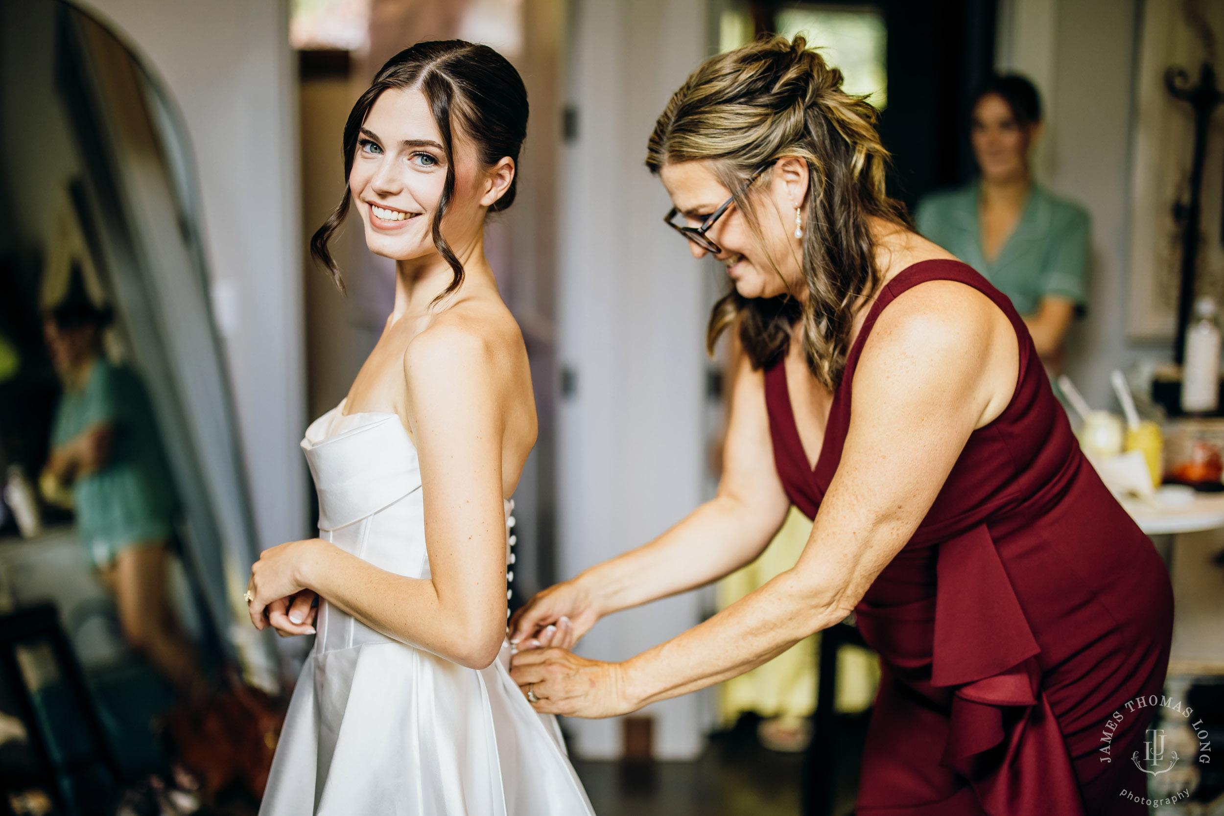 North Fork Farm Events Snoqualmie wedding by Snoqualmie wedding photographer James Thomas Long Photography