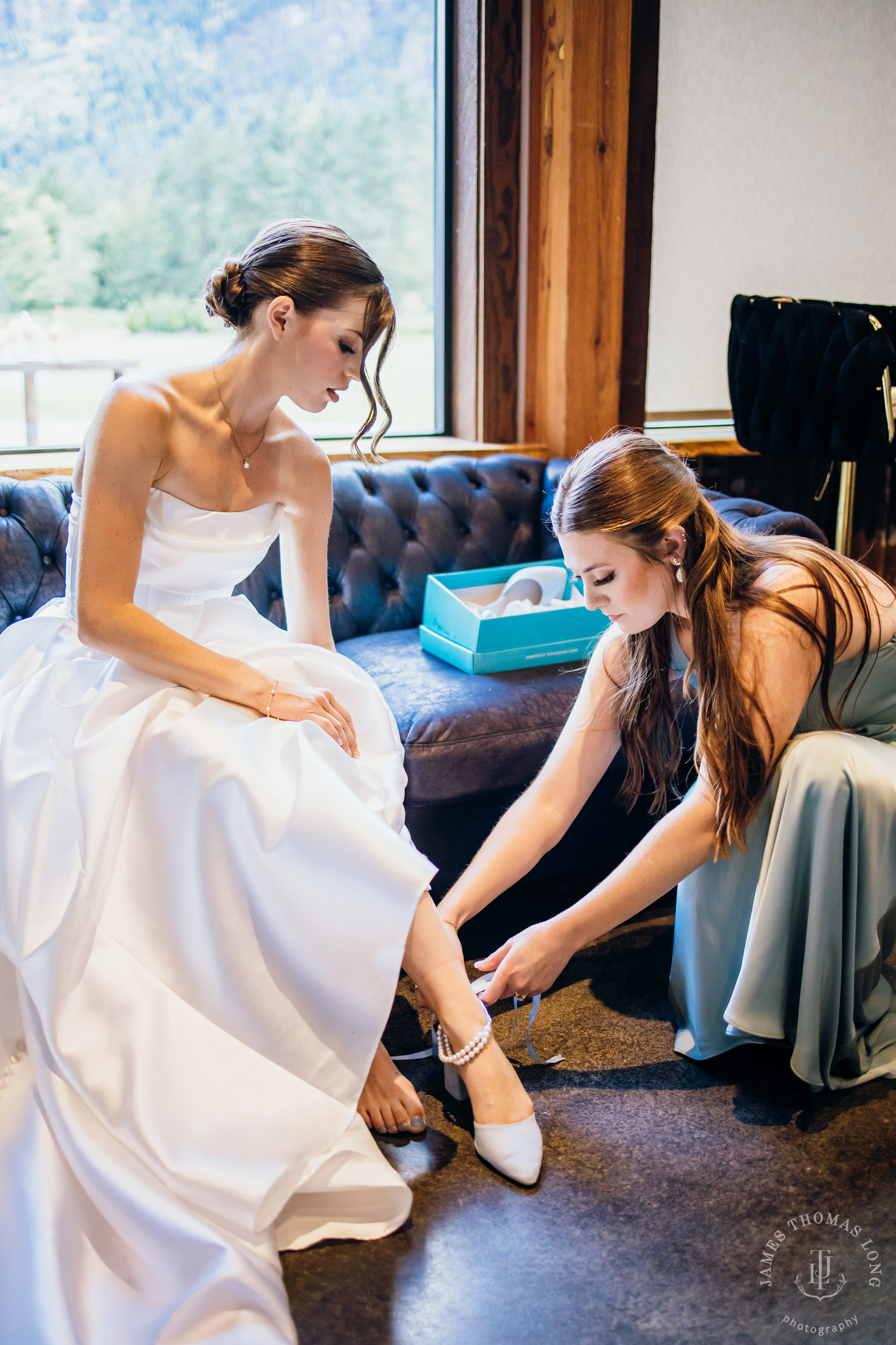 North Fork Farm Events Snoqualmie wedding by Snoqualmie wedding photographer James Thomas Long Photography