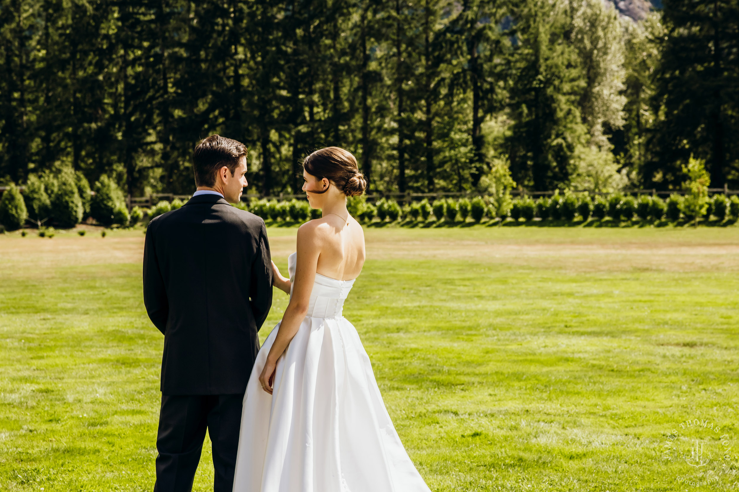 North Fork Farm Events Snoqualmie wedding by Snoqualmie wedding photographer James Thomas Long Photography