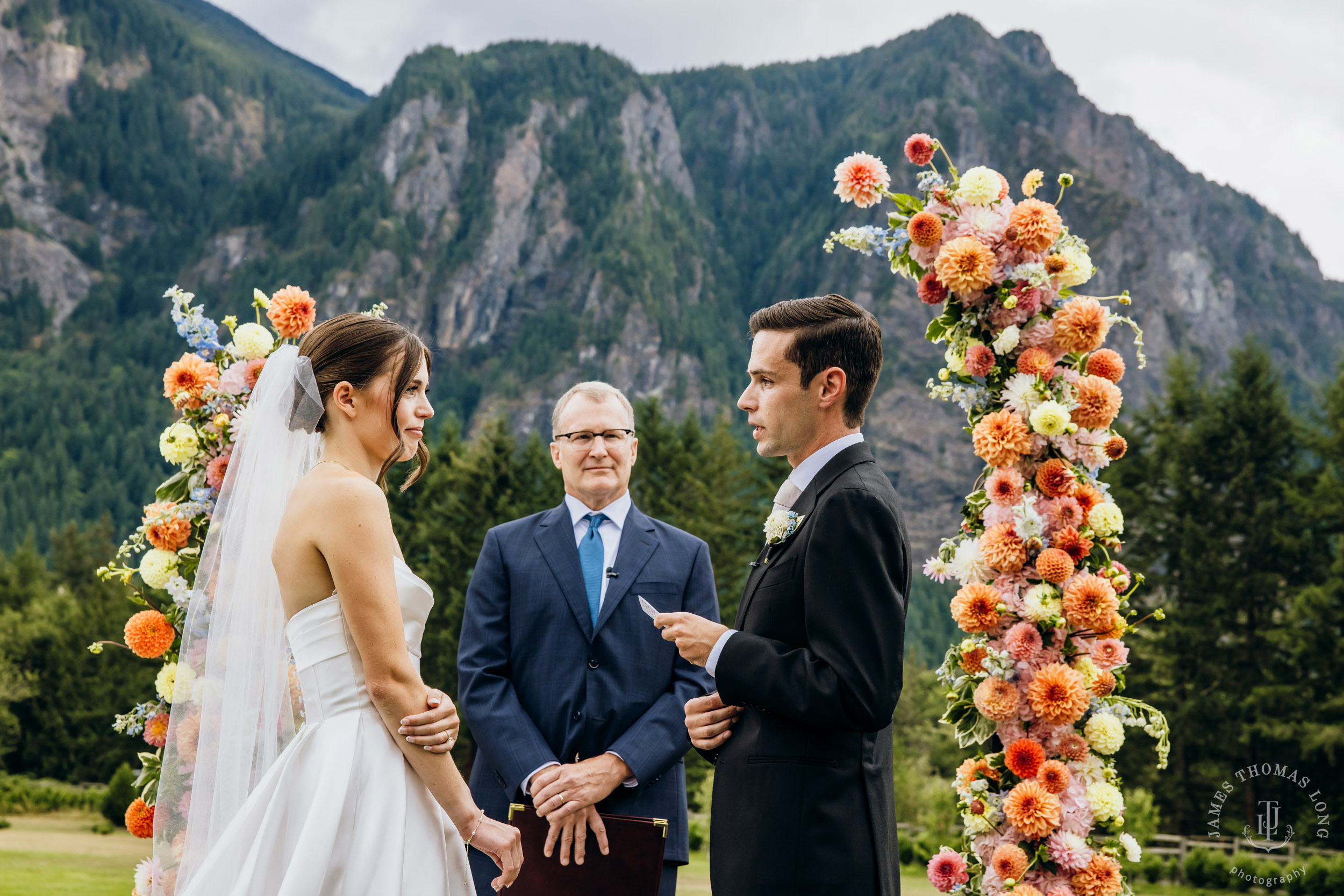 North Fork Farm Events Snoqualmie wedding by Snoqualmie wedding photographer James Thomas Long Photography