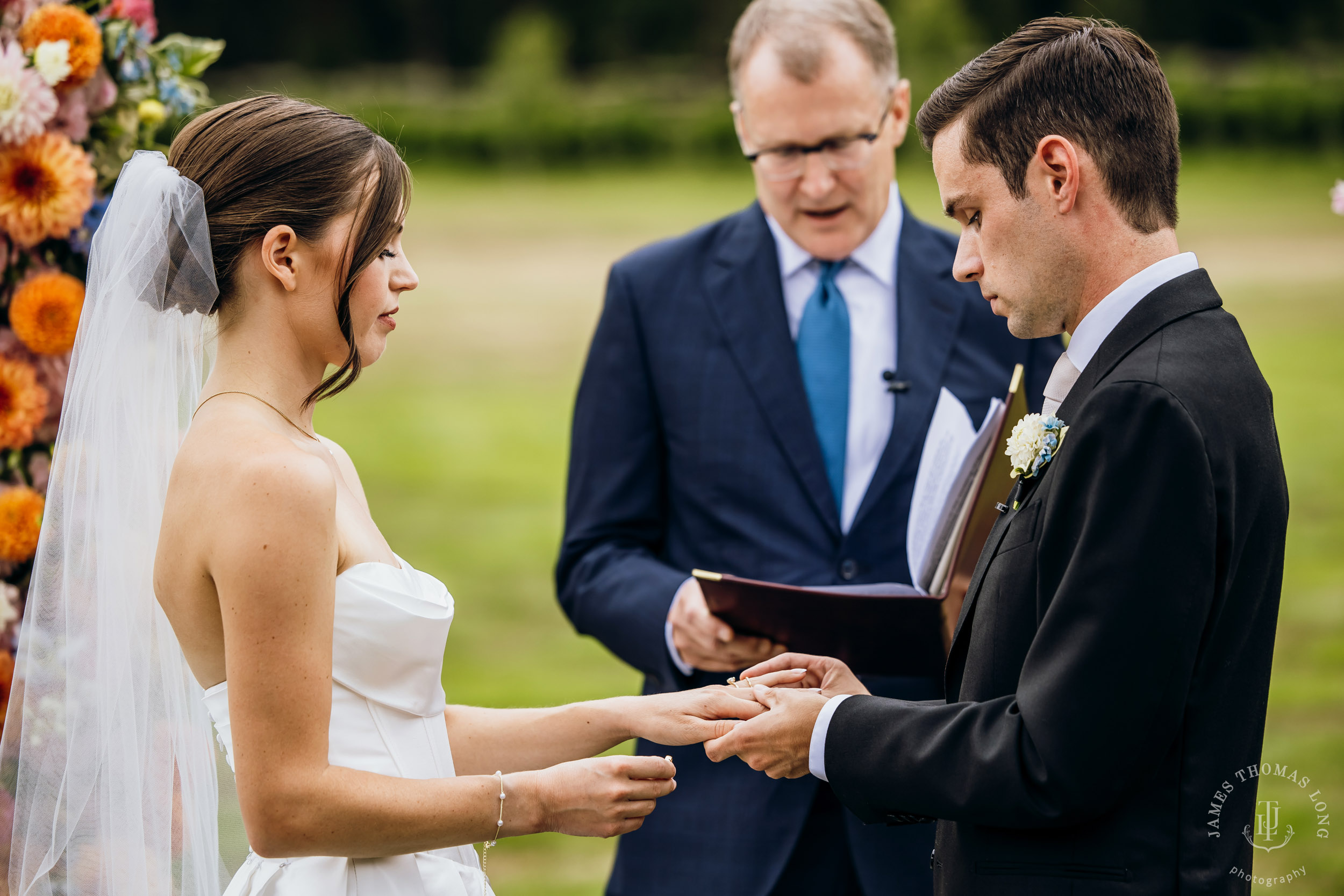 North Fork Farm Events Snoqualmie wedding by Snoqualmie wedding photographer James Thomas Long Photography