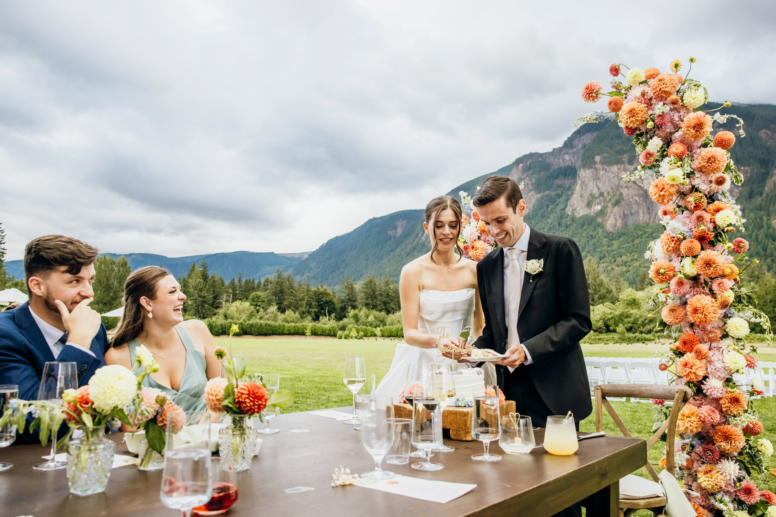 North Fork Farm Events Snoqualmie wedding by Snoqualmie wedding photographer James Thomas Long Photography
