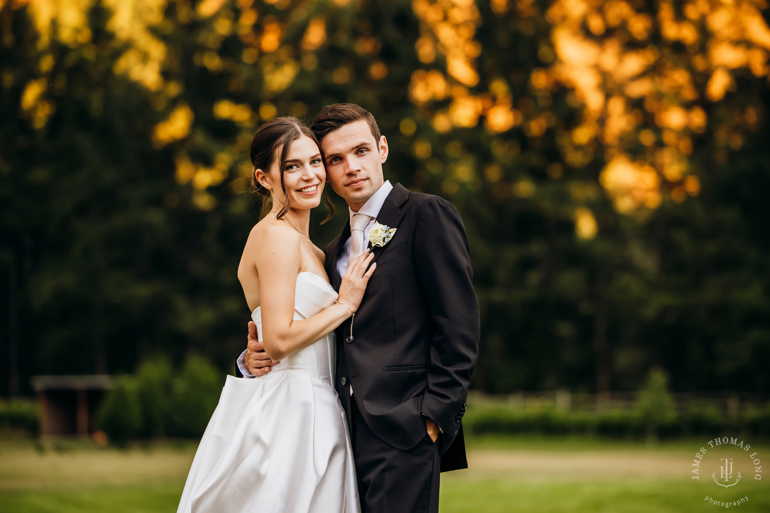 North Fork Farm Events Snoqualmie wedding by Snoqualmie wedding photographer James Thomas Long Photography