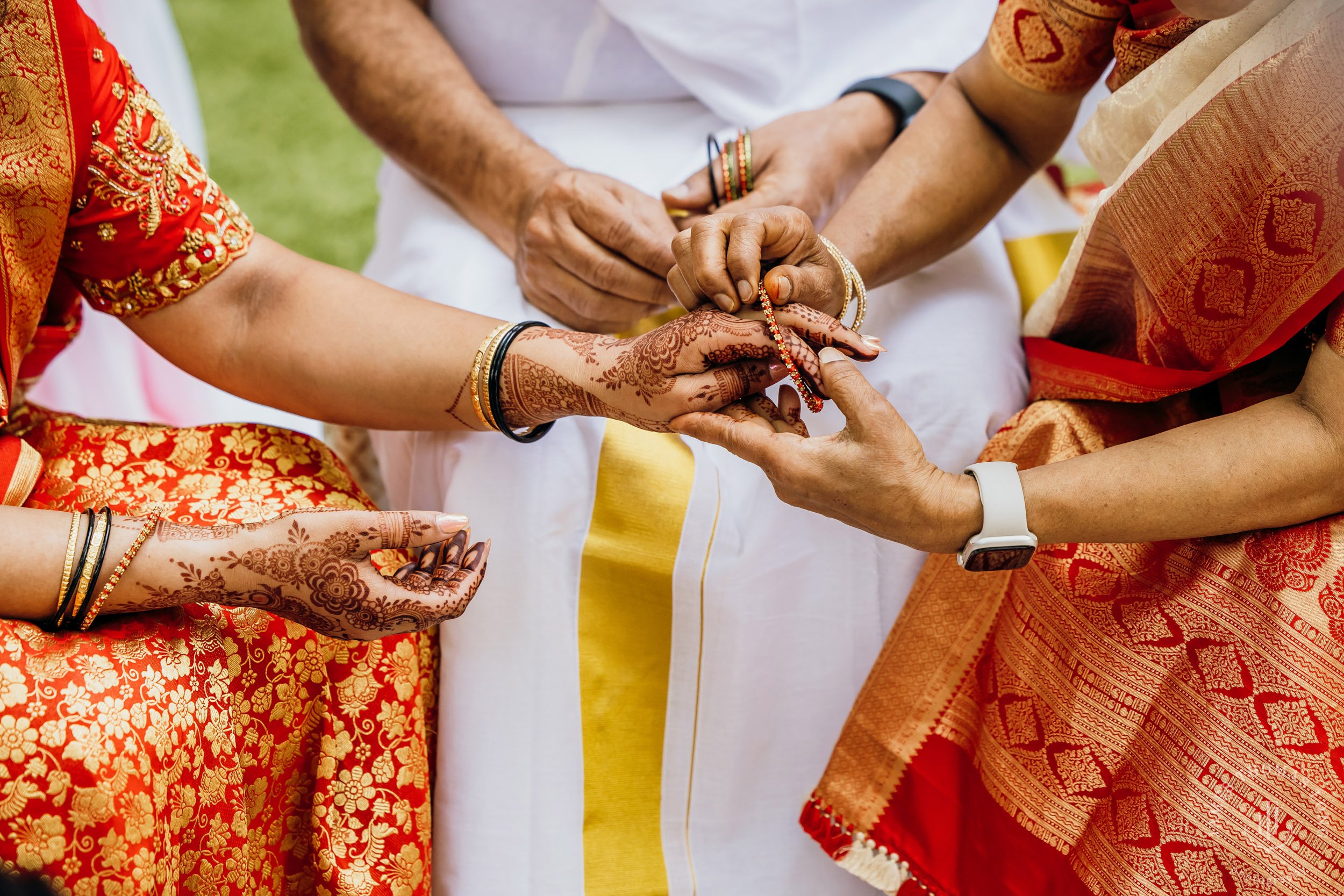 Robinswood House Bellevue Hindu wedding by Bellevue wedding photographer James Thomas Long Photography