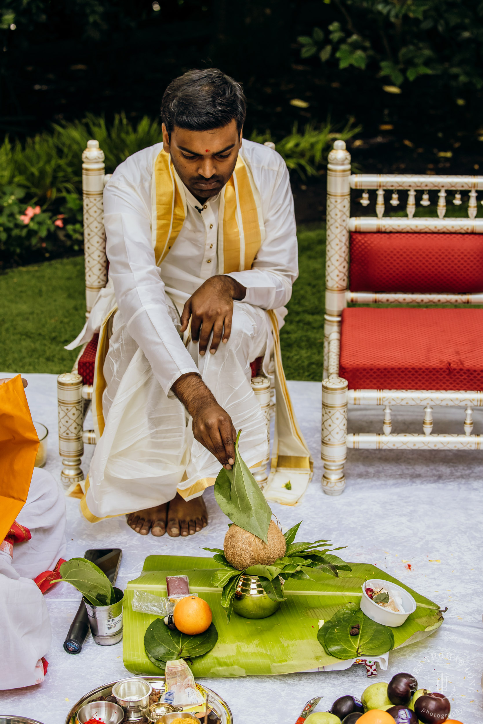 Robinswood House Bellevue Hindu wedding by Bellevue wedding photographer James Thomas Long Photography