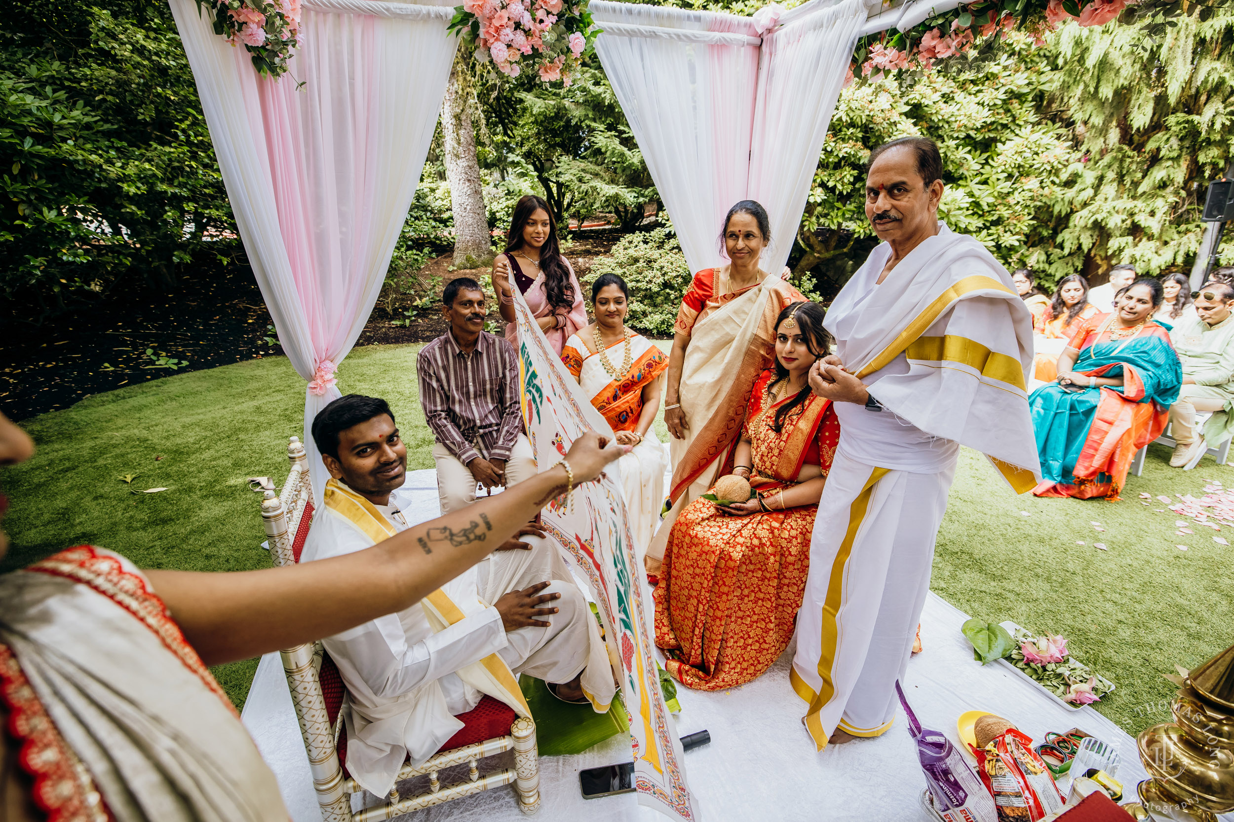Robinswood House Bellevue Hindu wedding by Bellevue wedding photographer James Thomas Long Photography