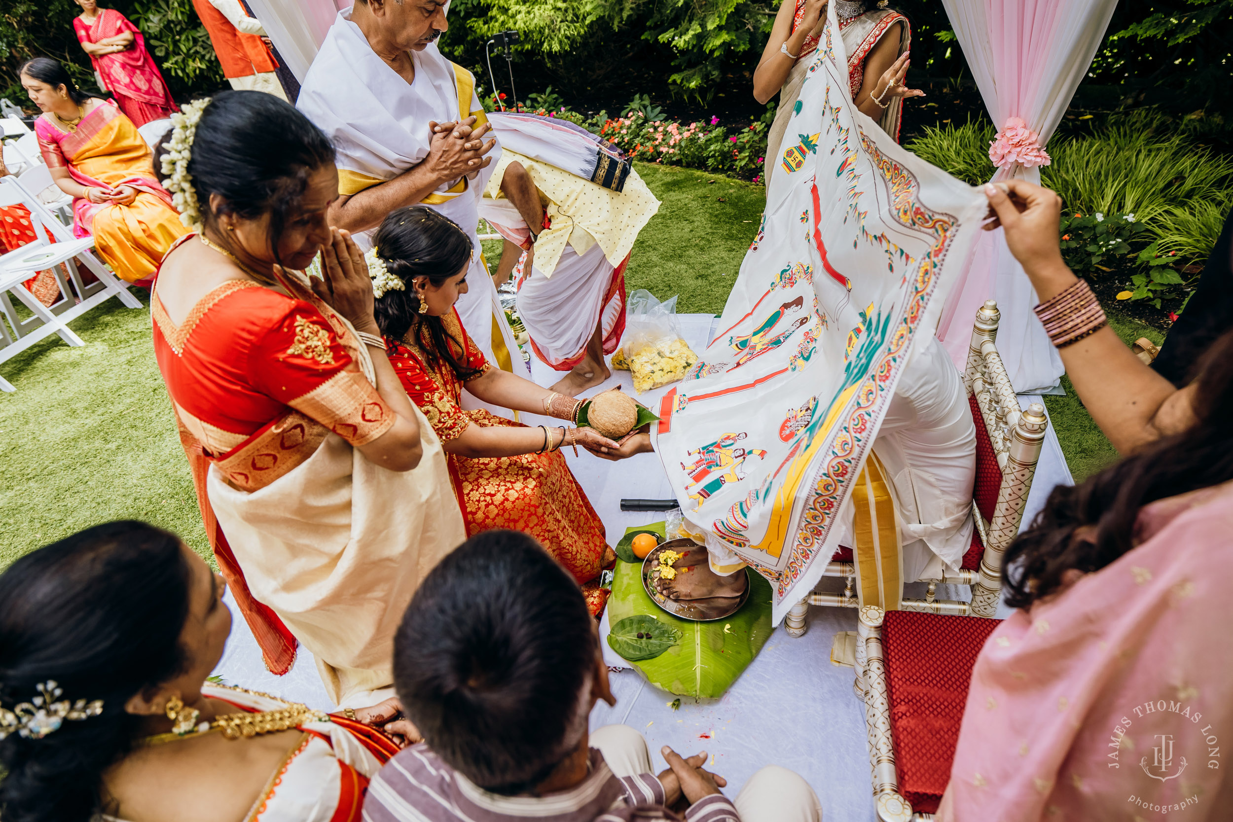 Robinswood House Bellevue Hindu wedding by Bellevue wedding photographer James Thomas Long Photography