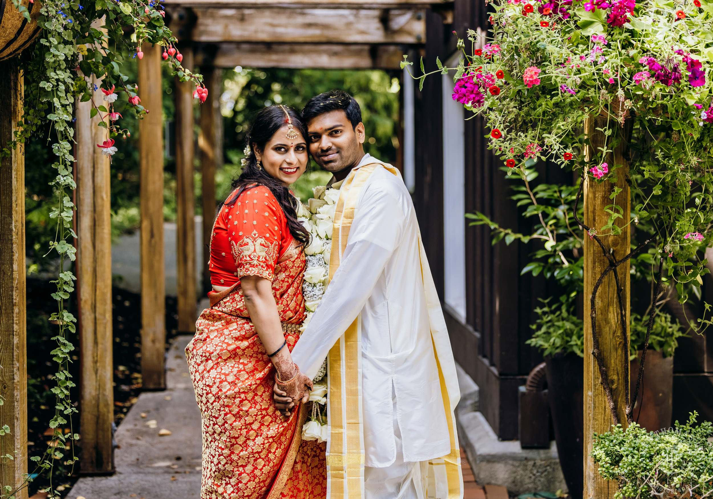Robinswood House Bellevue Hindu wedding by Bellevue wedding photographer James Thomas Long Photography